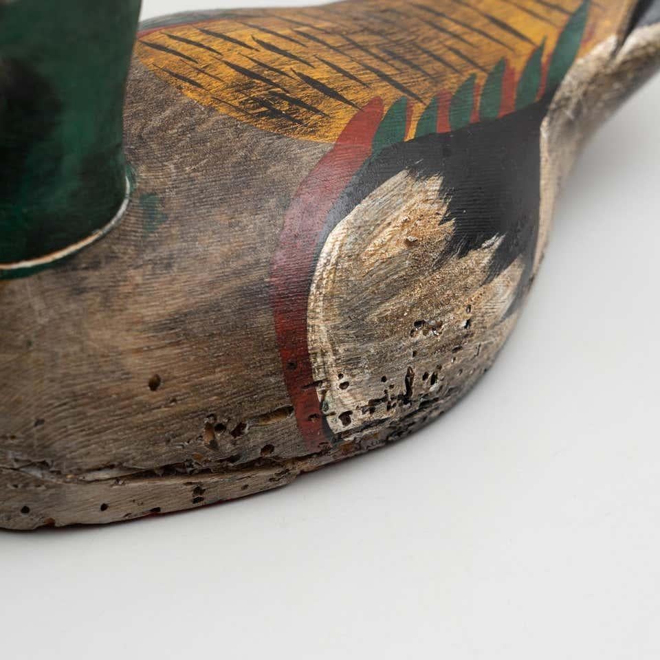 Ensemble de deux canards anciens en bois peints à la main, vers 1950 en vente 7
