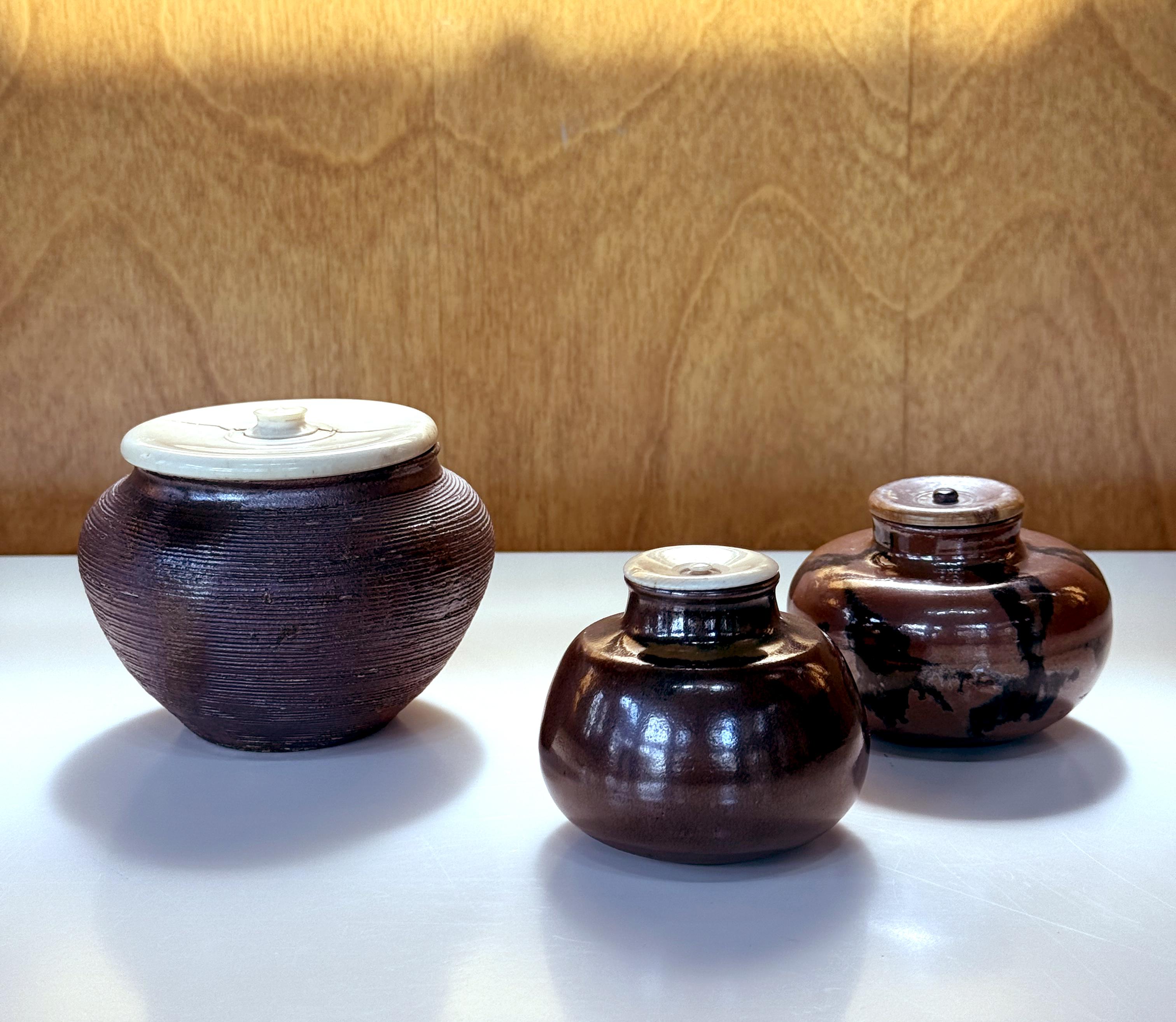 Set of Two Antique Japanese Ceramic Ko-Seto Chaires For Sale 6