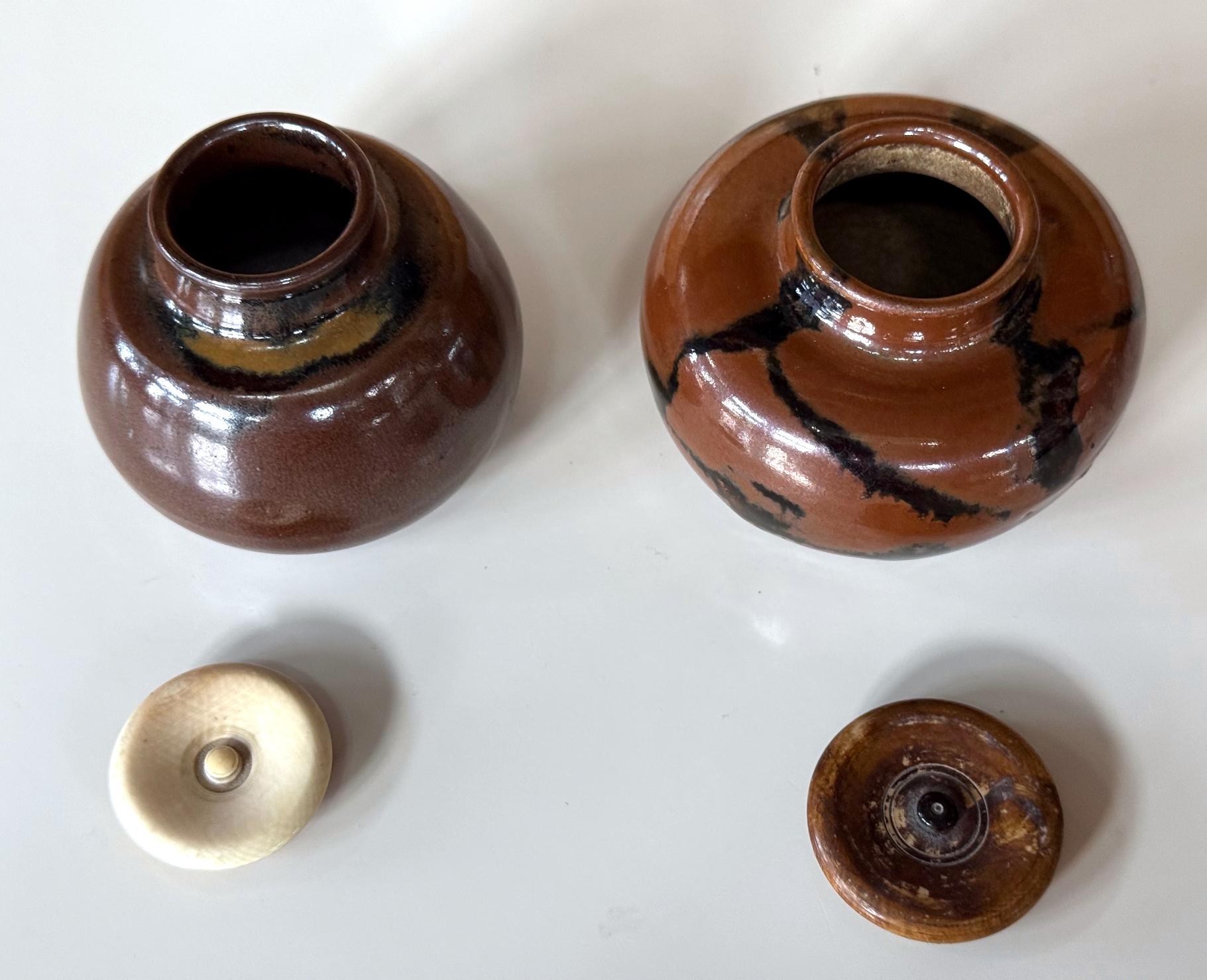Set of Two Antique Japanese Ceramic Ko-Seto Chaires For Sale 2