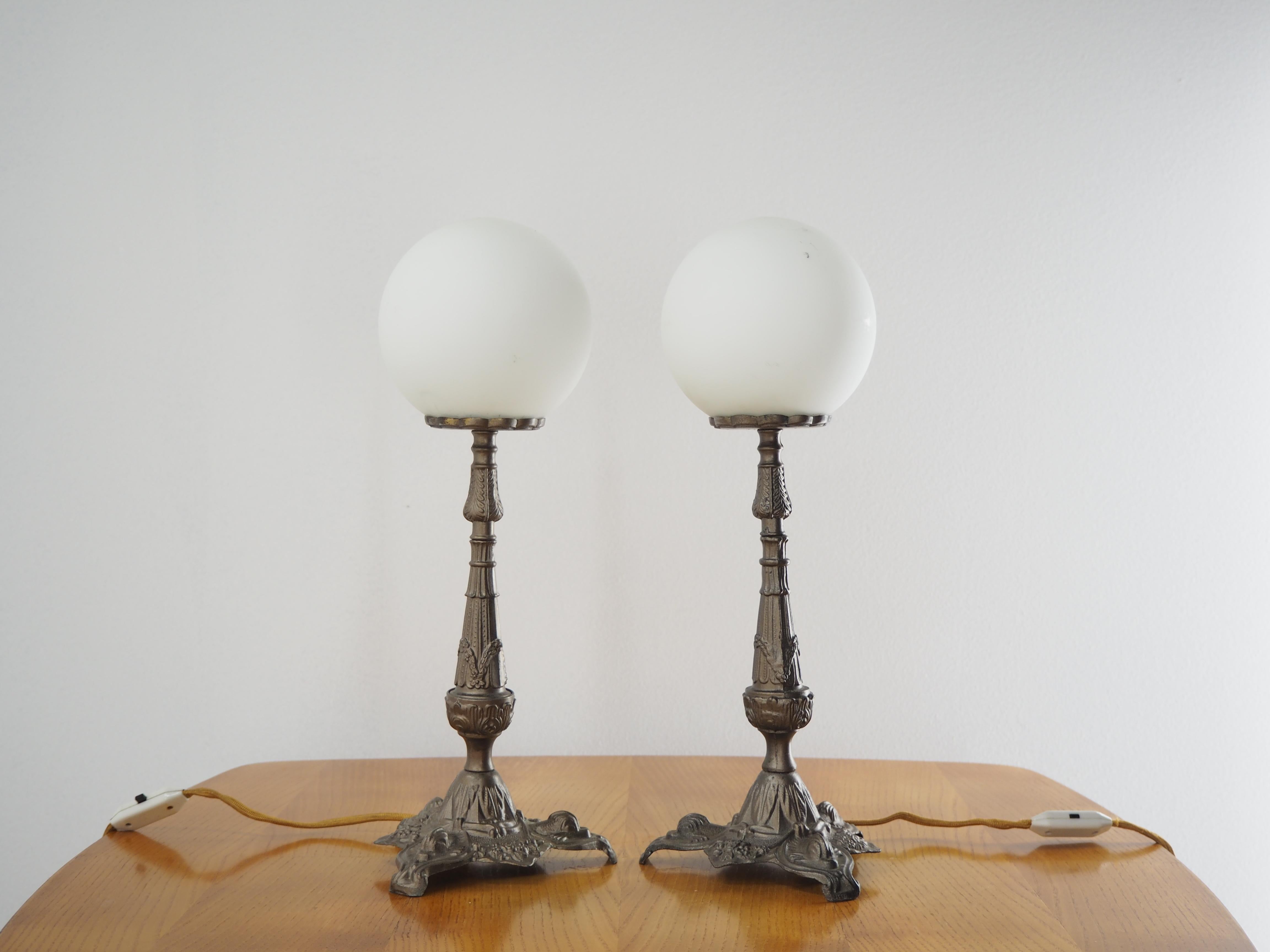 Set of Two Antique Metal Table Lamp 3