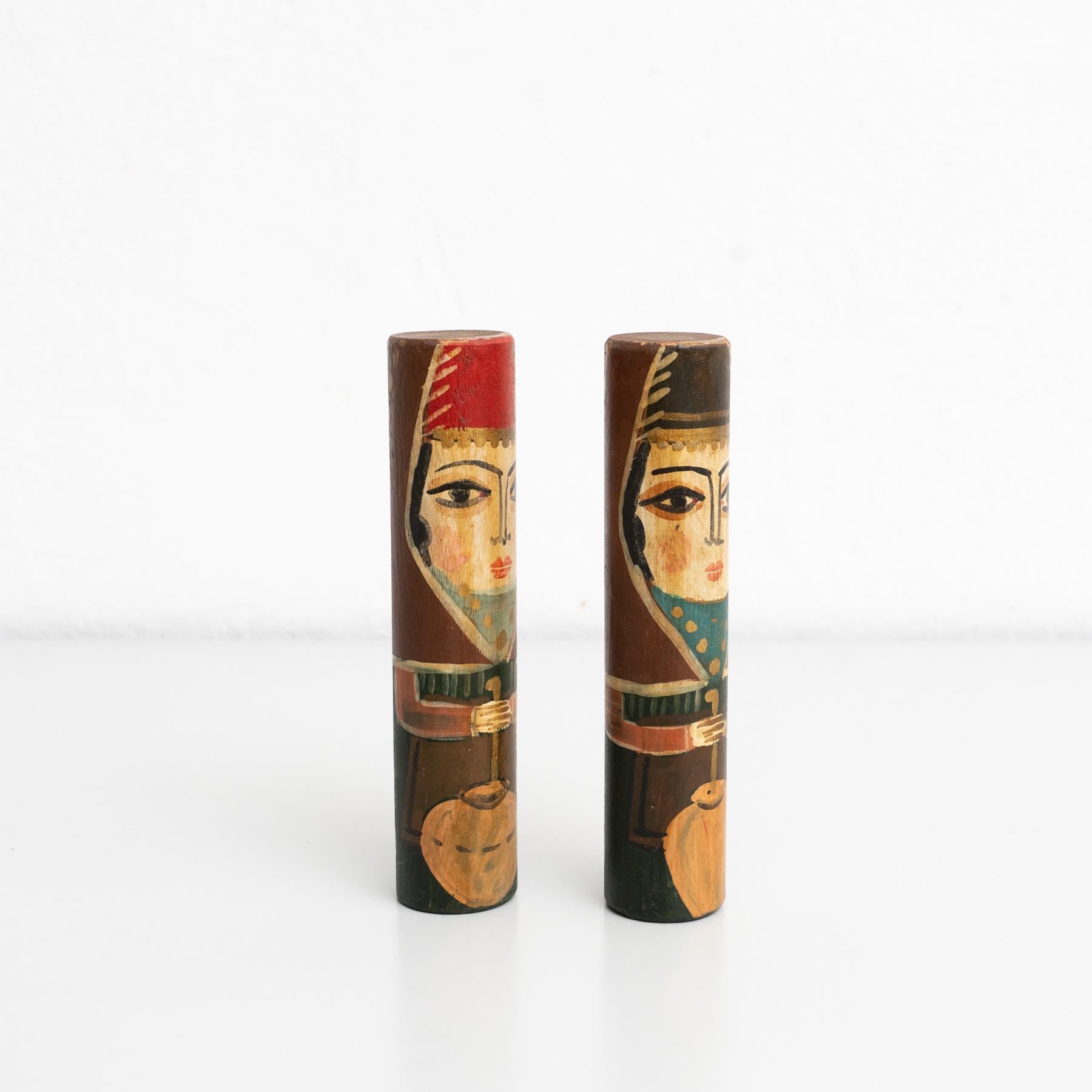 Set of Two Antique Middle East Hand-Painted Wooden Stick Figures, circa 1960 For Sale 2
