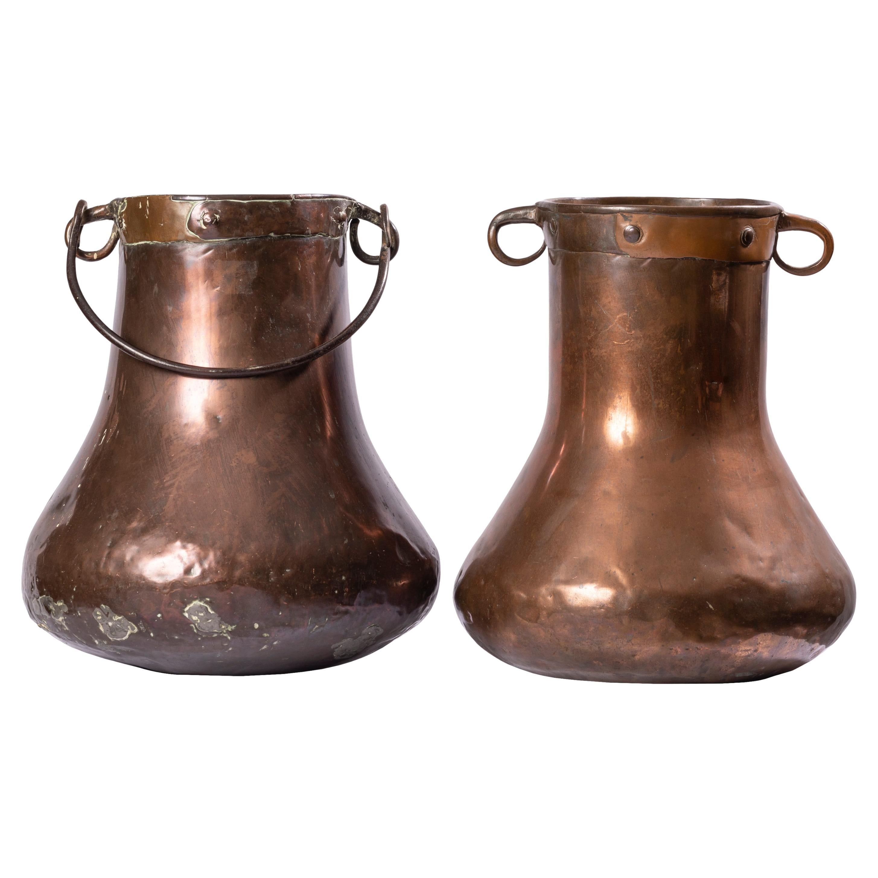 Set of Two Antique Rustic Spanish Copper Cooking Pots or Cauldrons For Sale
