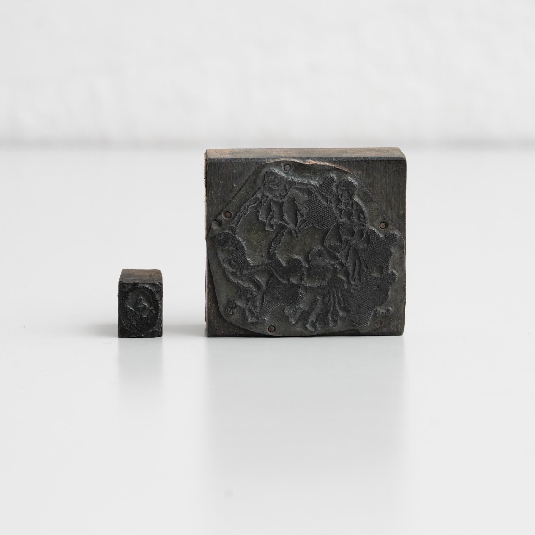 Mid-20th Century Set of Two Antique Spanish Wooden Stamps, circa 1930 For Sale