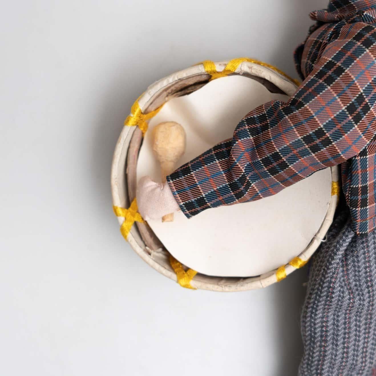 Juego de dos Muñecas de Trapo Españolas Tradicionales Antiguas, circa 1920 en venta 6