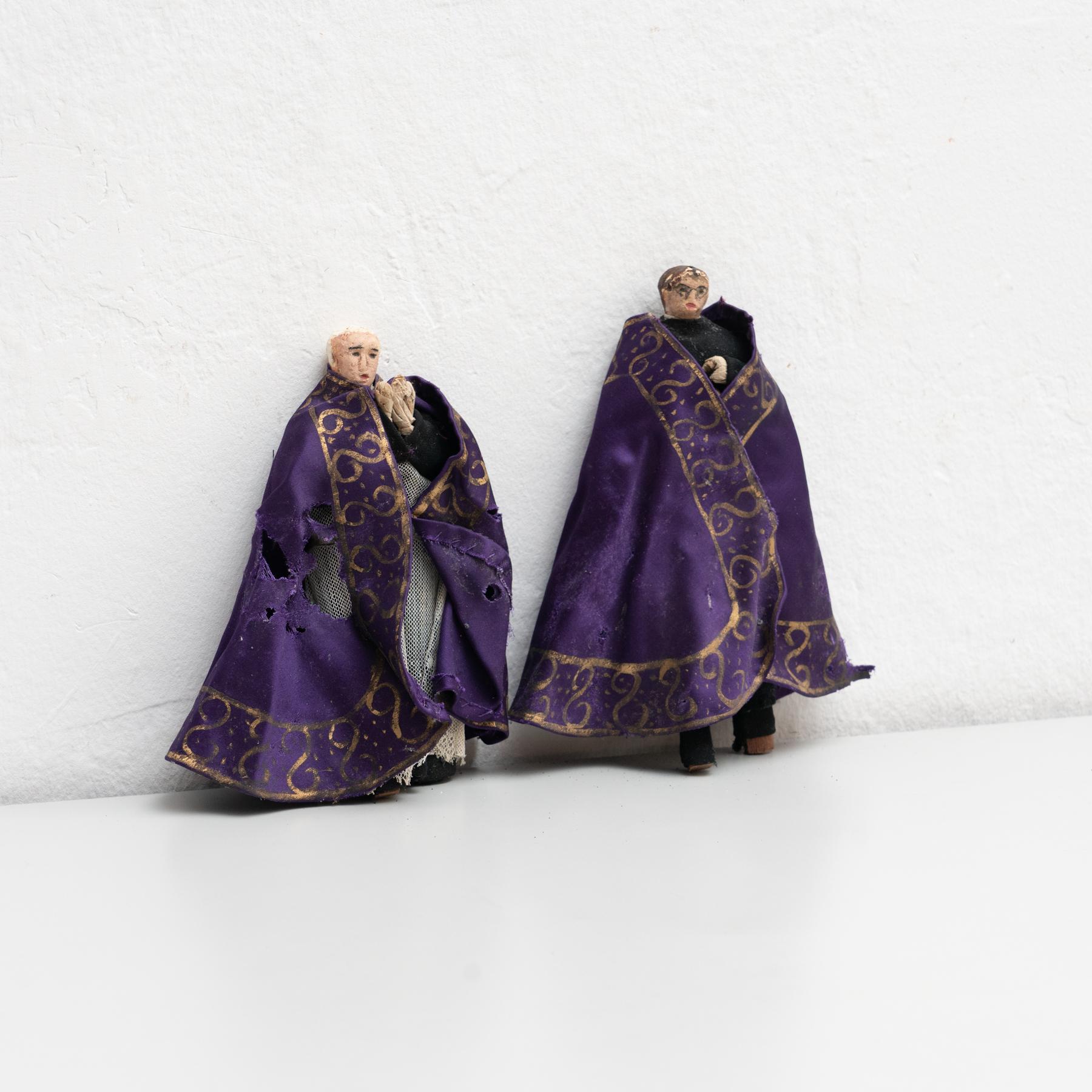 Mid-Century Modern Ensemble de deux poupées espagnoles traditionnelles anciennes Rag Doll, datant d'environ 1920 en vente