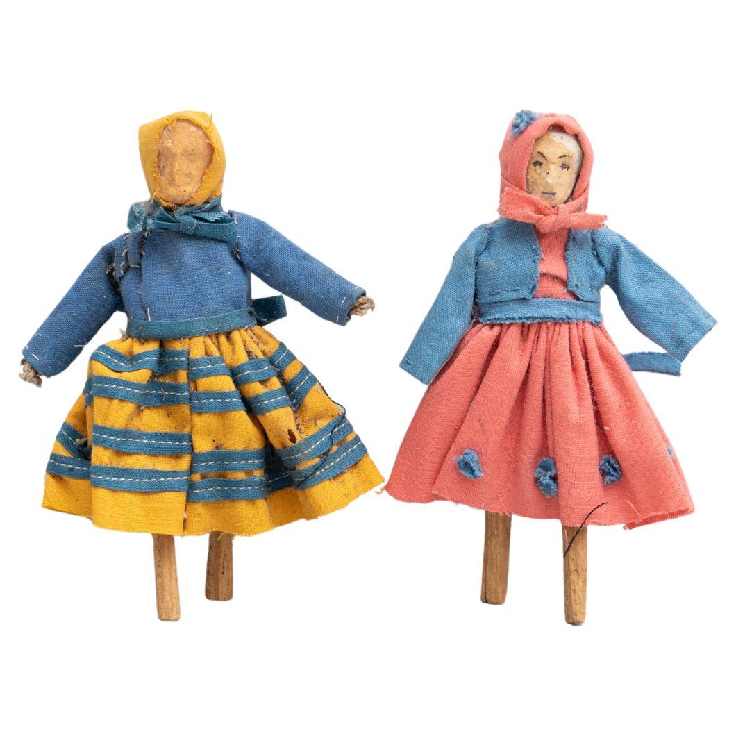 Set von zwei antiken, traditionellen spanischen Rag Doll-Spielzeugen, um 1920