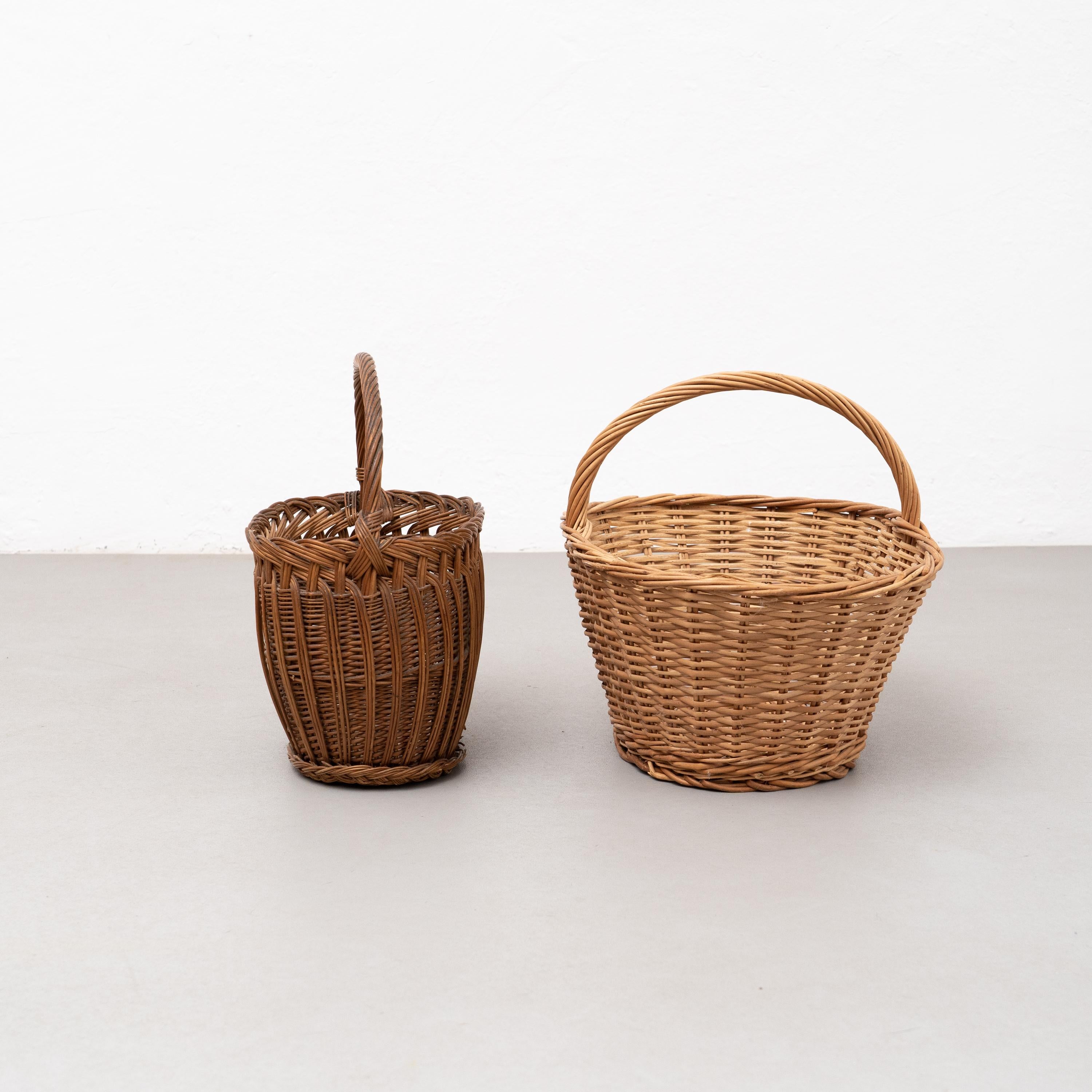 Spanish Set of Two Antique Wicker Basket, circa 1970 For Sale