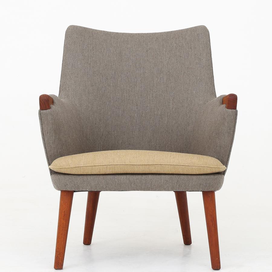 Set of two AP 20 - Armchairs with teak paws, reupholstered with RØMØ textile from Kjellerup Væveri. Maker AP Stolen.