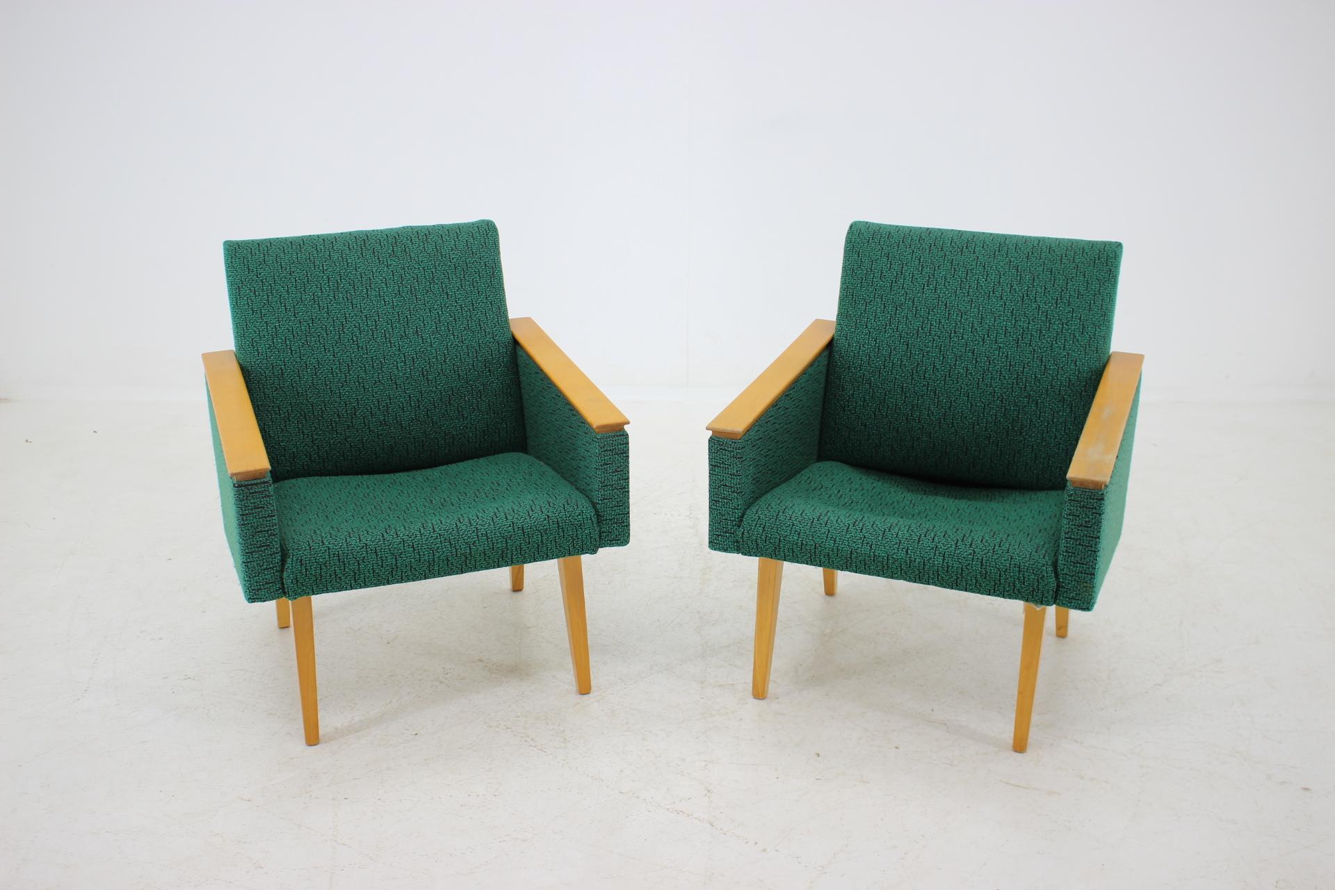 Set of Two Armchairs, 1970s For Sale 5