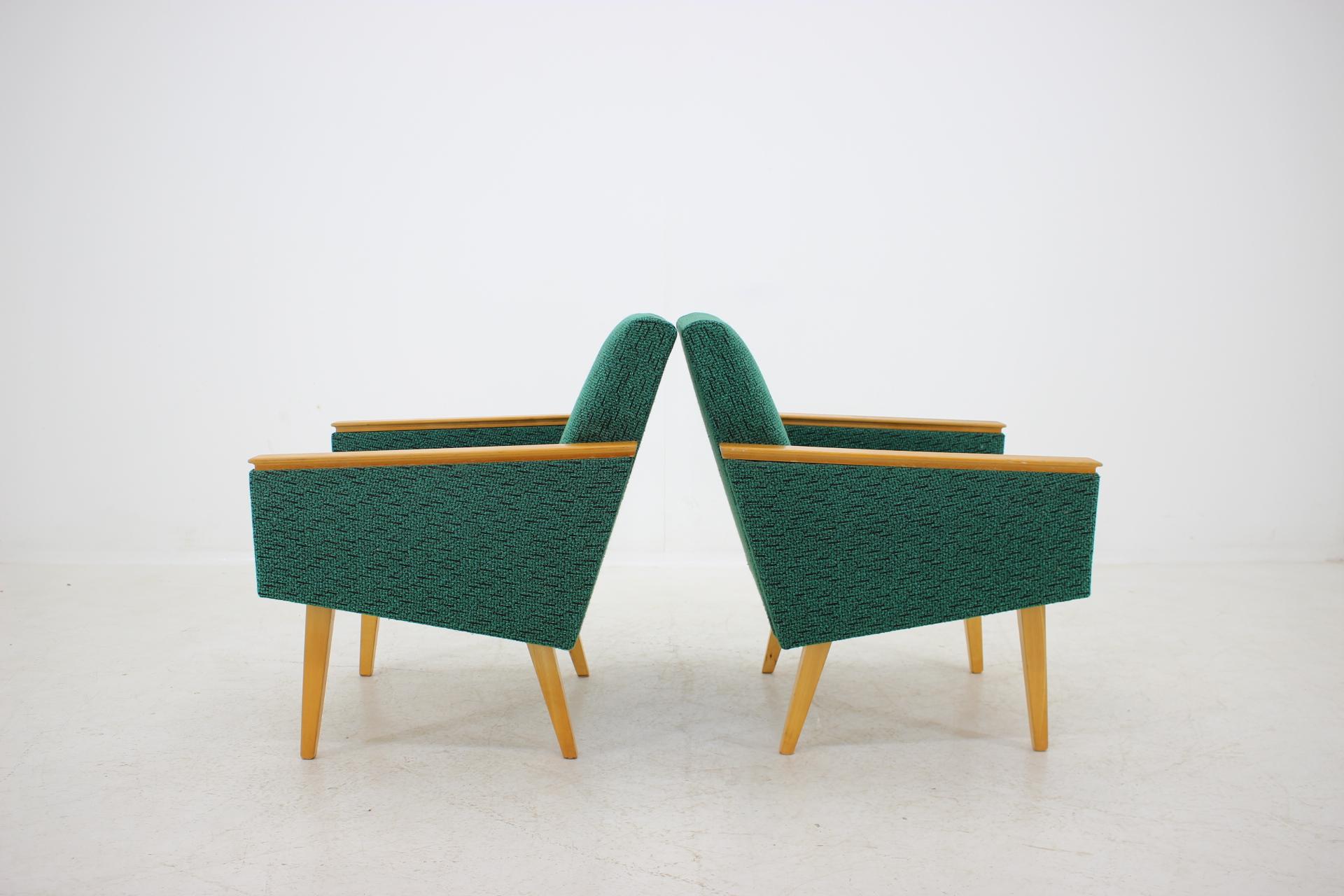 Set of Two Armchairs, 1970s For Sale 1
