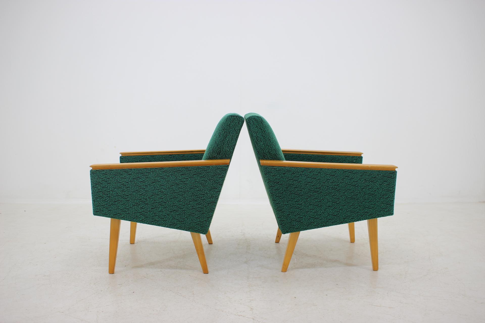 Set of Two Armchairs, 1970s For Sale 2