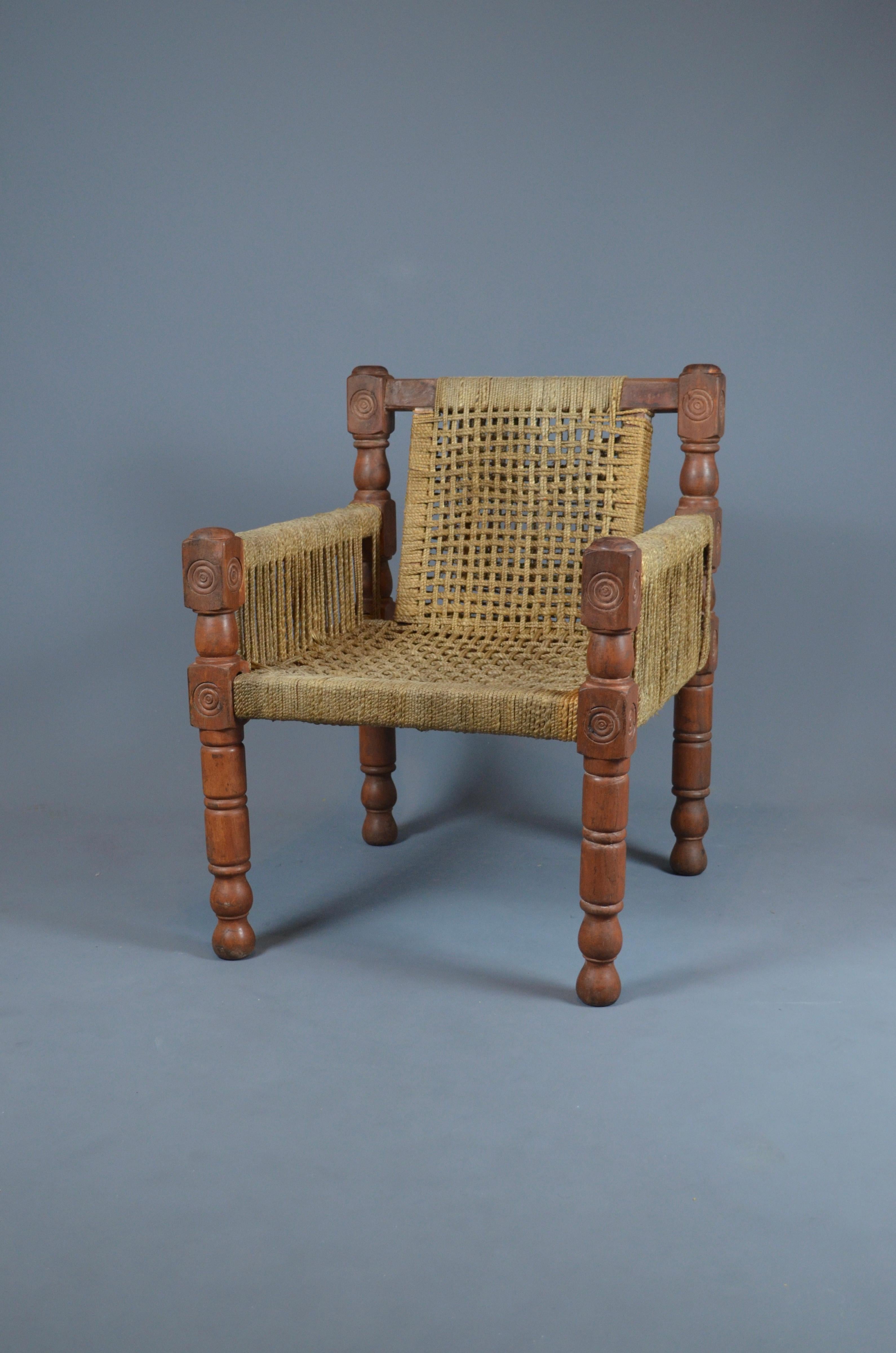 Ensemble de deux fauteuils et d'un fauteuil à deux places, Audoux-Minet en vente 11