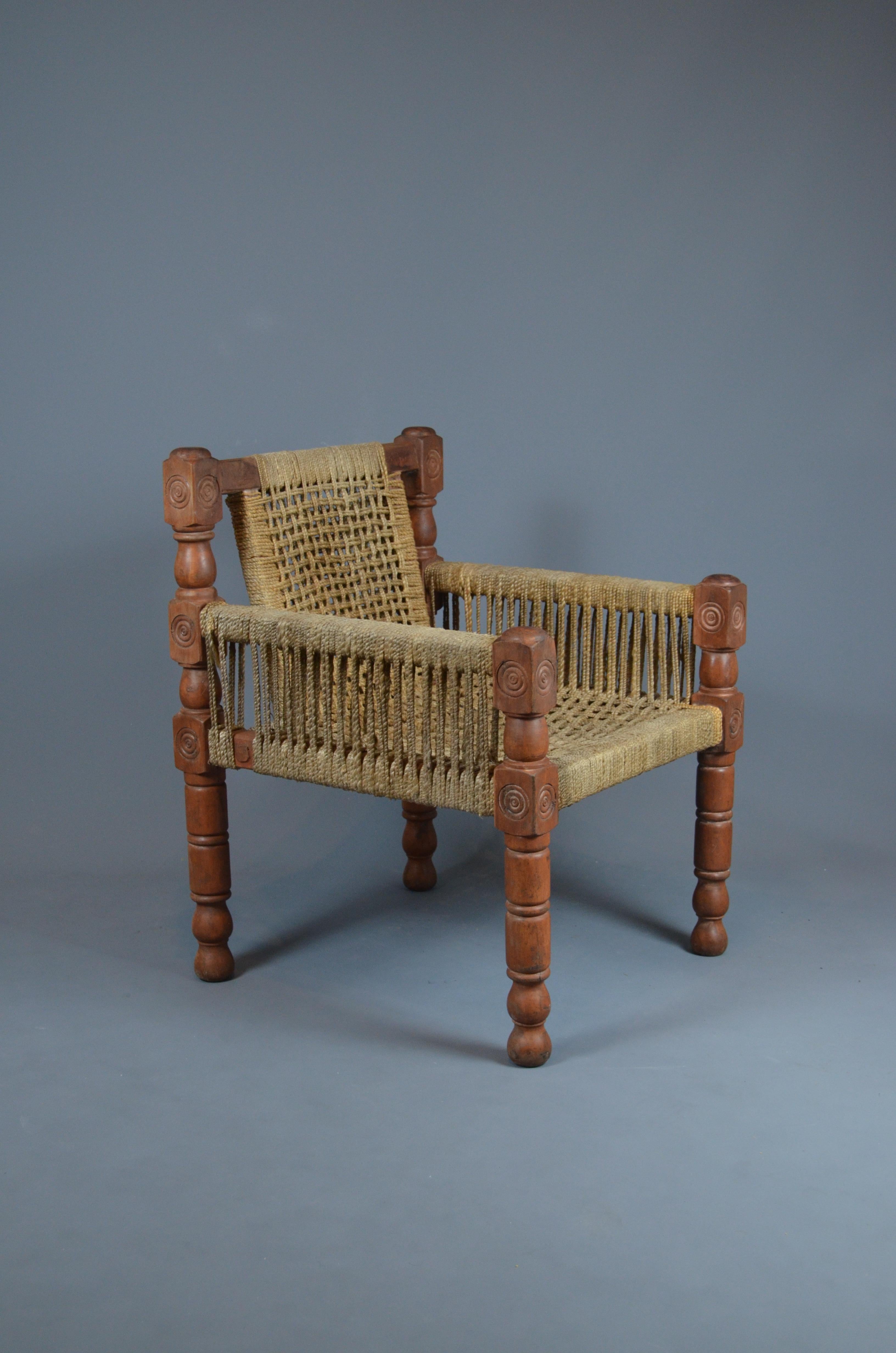 Ensemble de deux fauteuils et d'un fauteuil à deux places, Audoux-Minet en vente 12