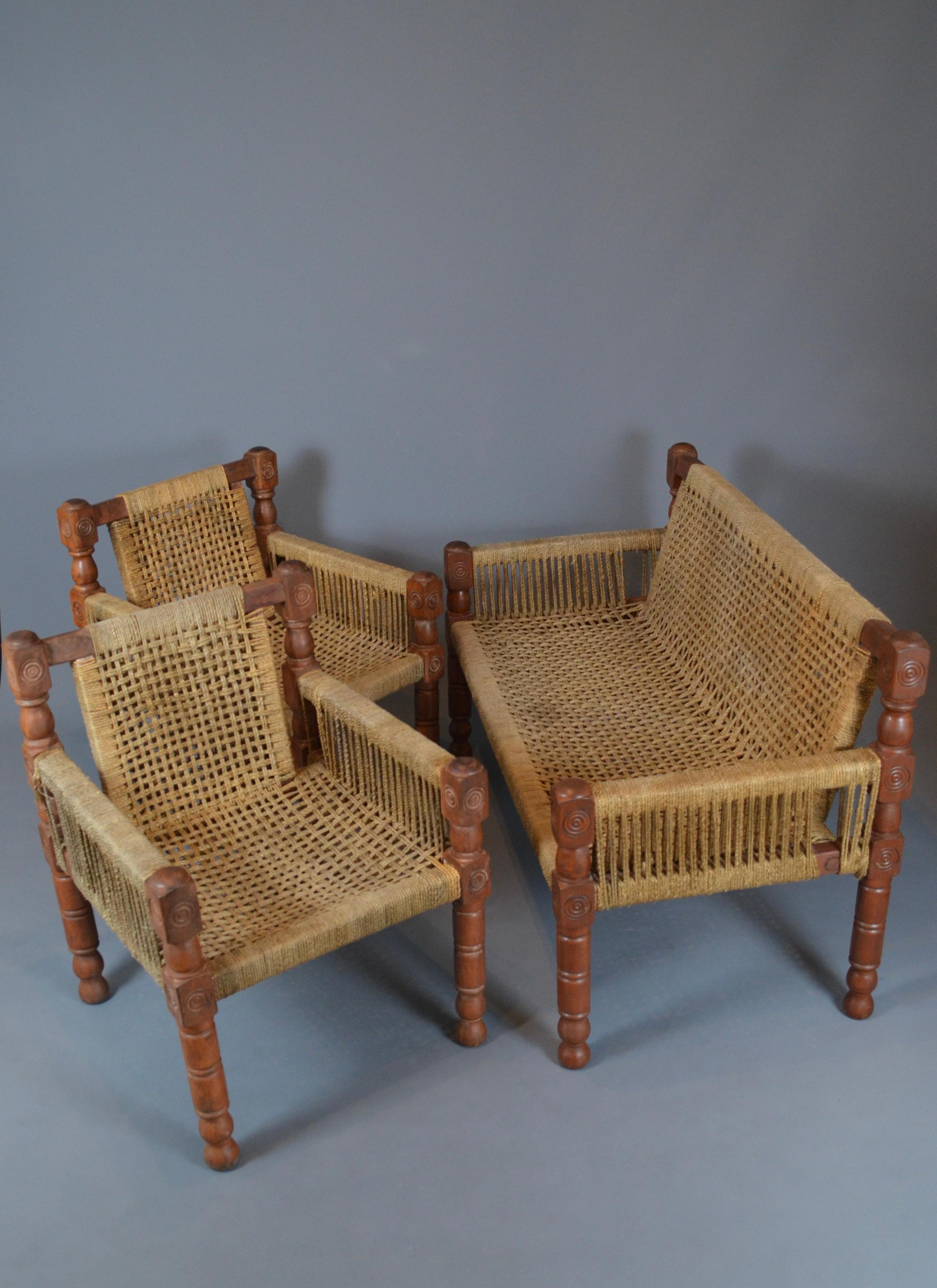 Ensemble de deux fauteuils et d'un fauteuil à deux places, Audoux-Minet en vente 13