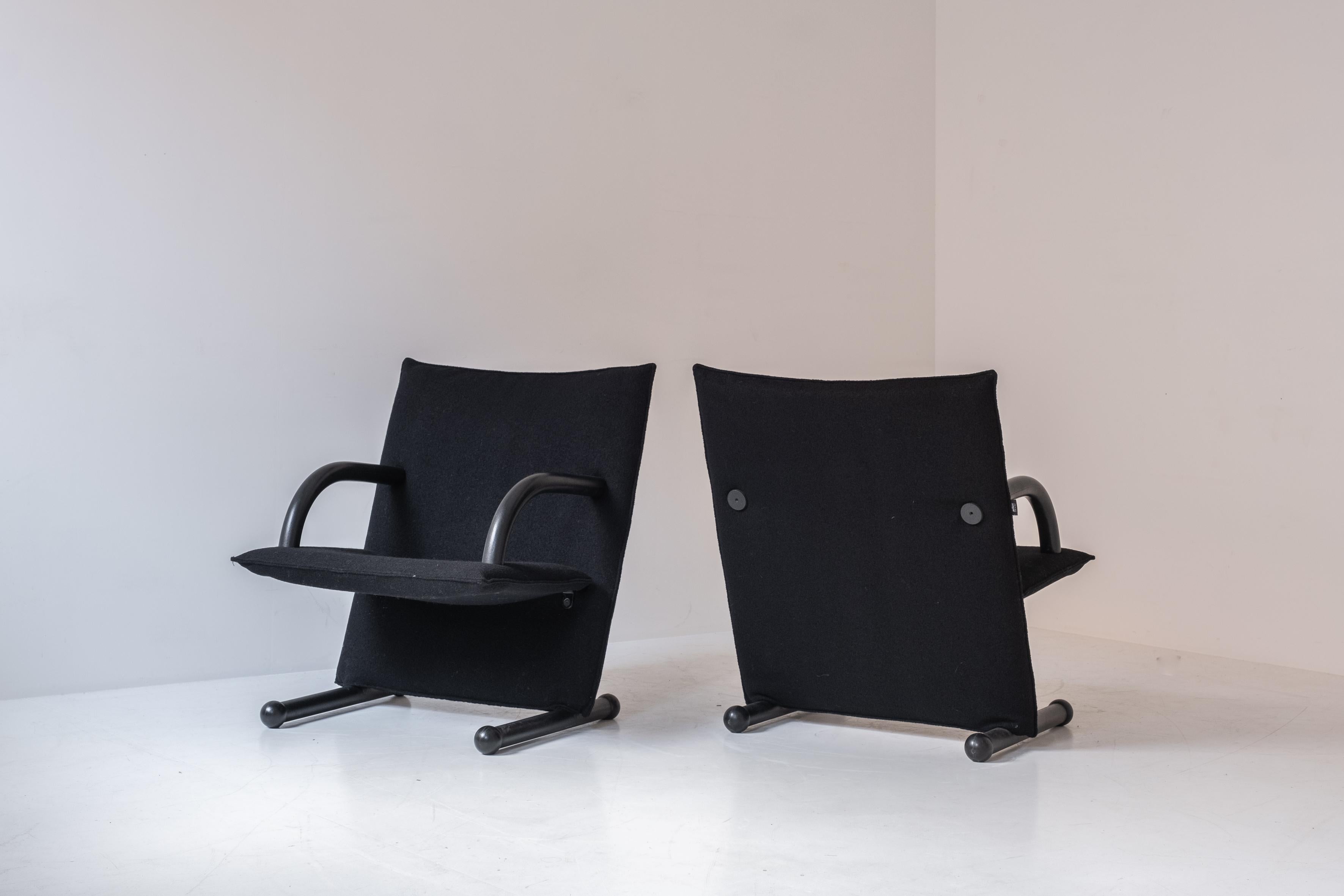 Late 20th Century Set of two armchairs by Burkhard Vogtherr for Arflex, Italy 1980s.