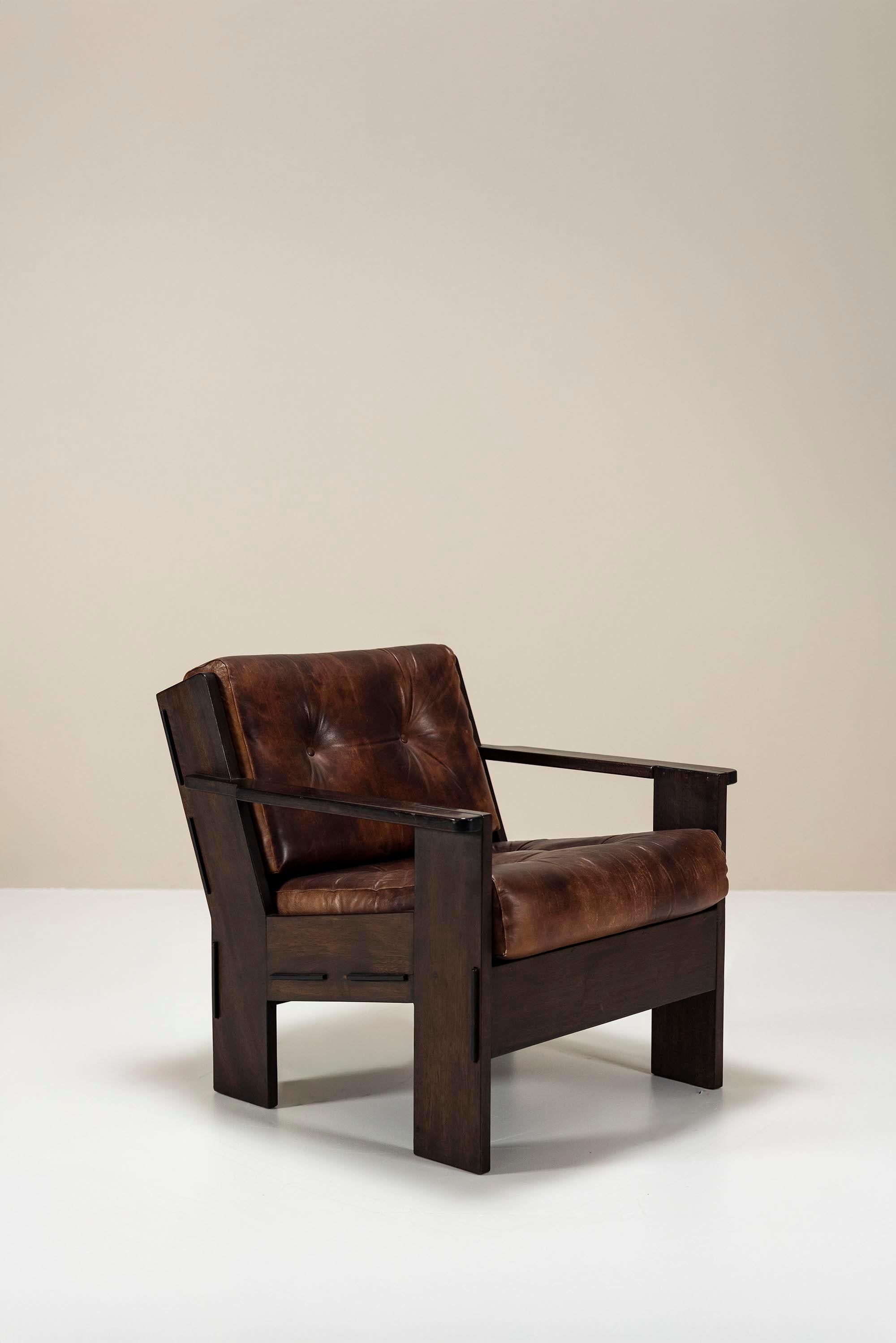 Set di due poltrone di Giuseppe Rivadossi in pelle e Oak in vendita 4
