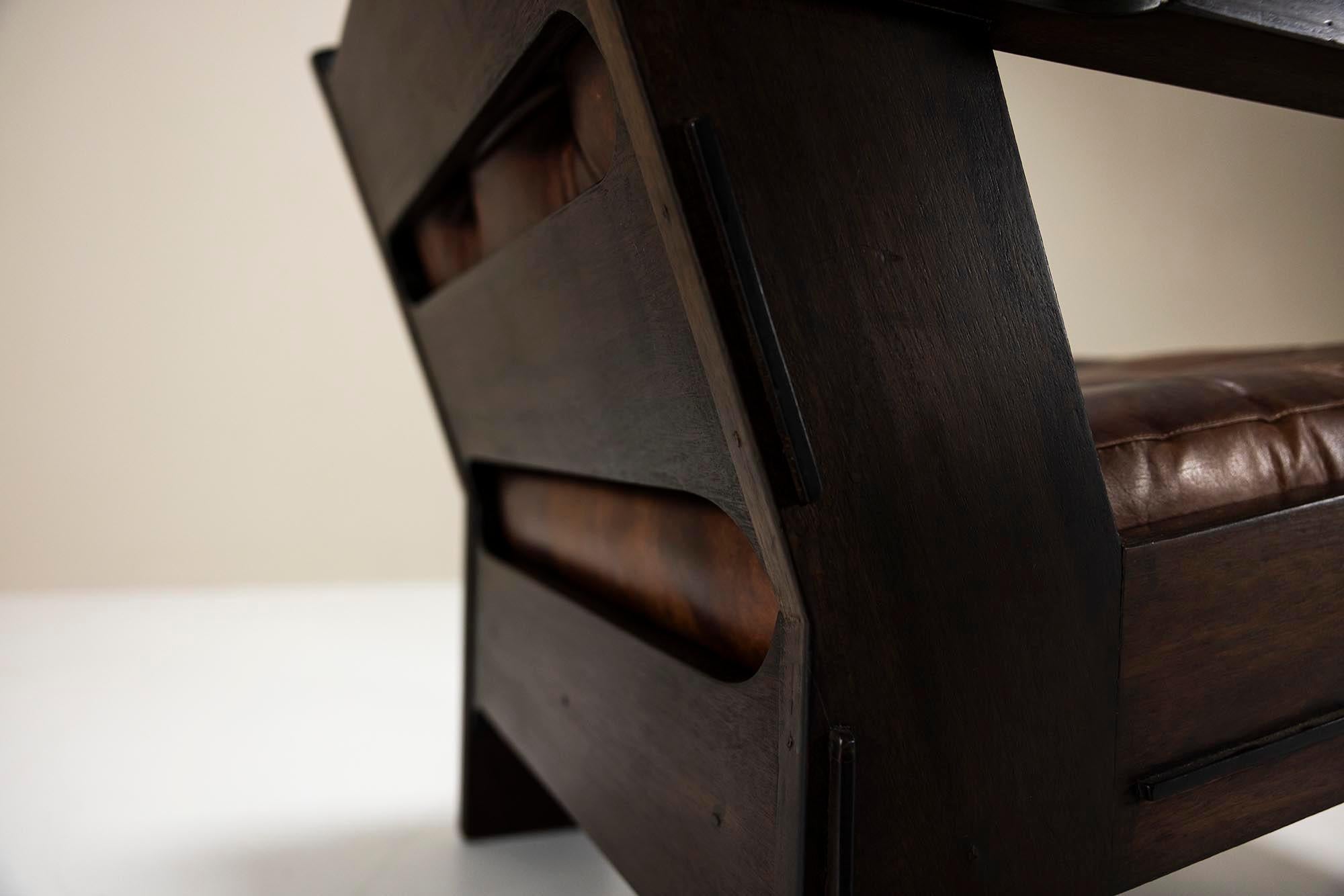 Set di due poltrone di Giuseppe Rivadossi in pelle e Oak in vendita 6