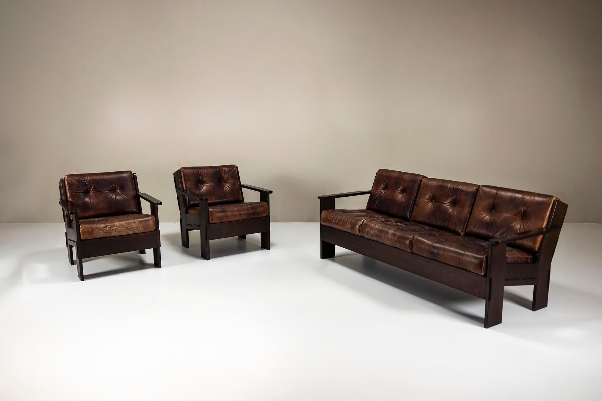 Set di due poltrone di Giuseppe Rivadossi in pelle e Oak in vendita 10