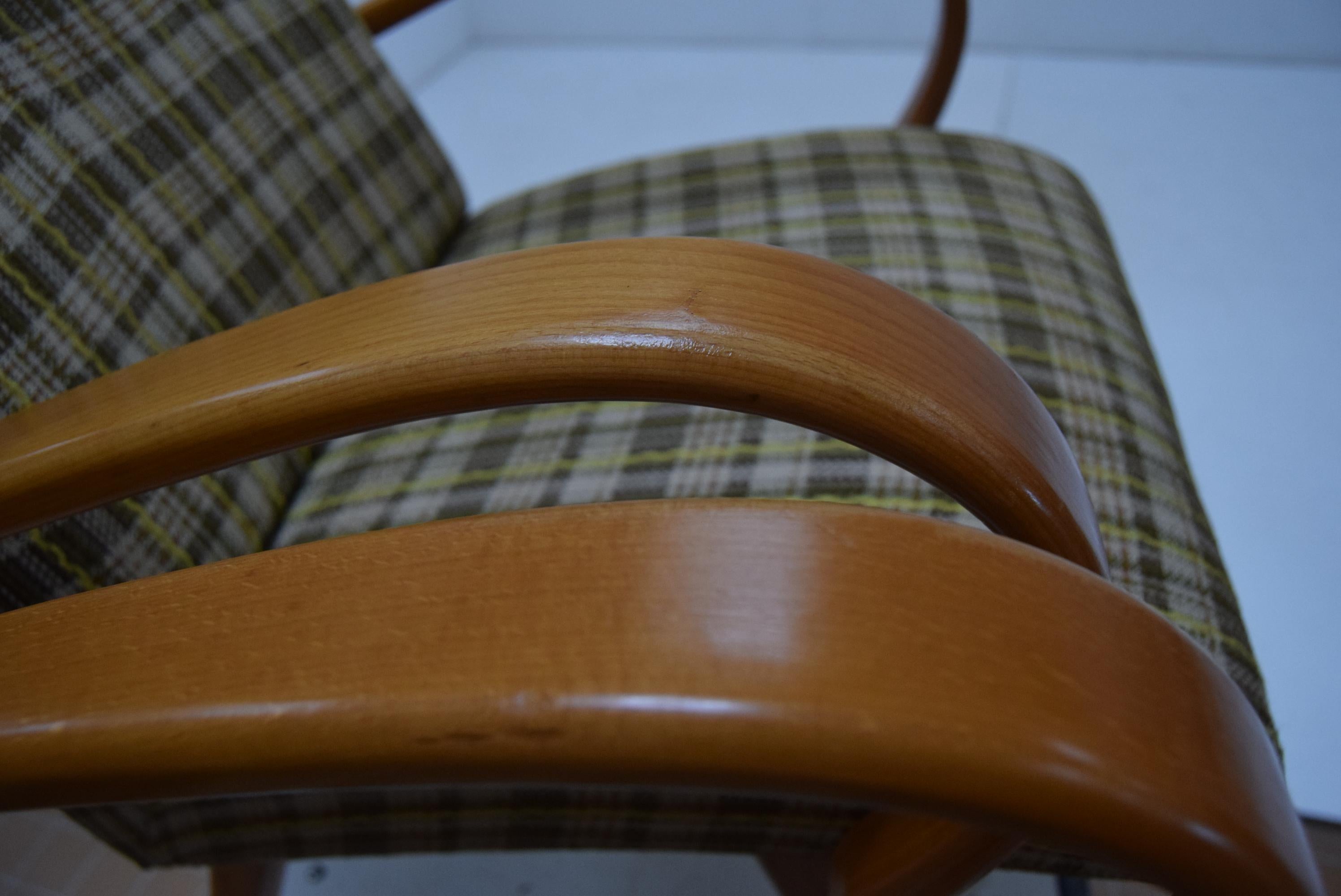 Set di due poltrone di Jaroslav Šmídek per TON, anni '60. in vendita 6
