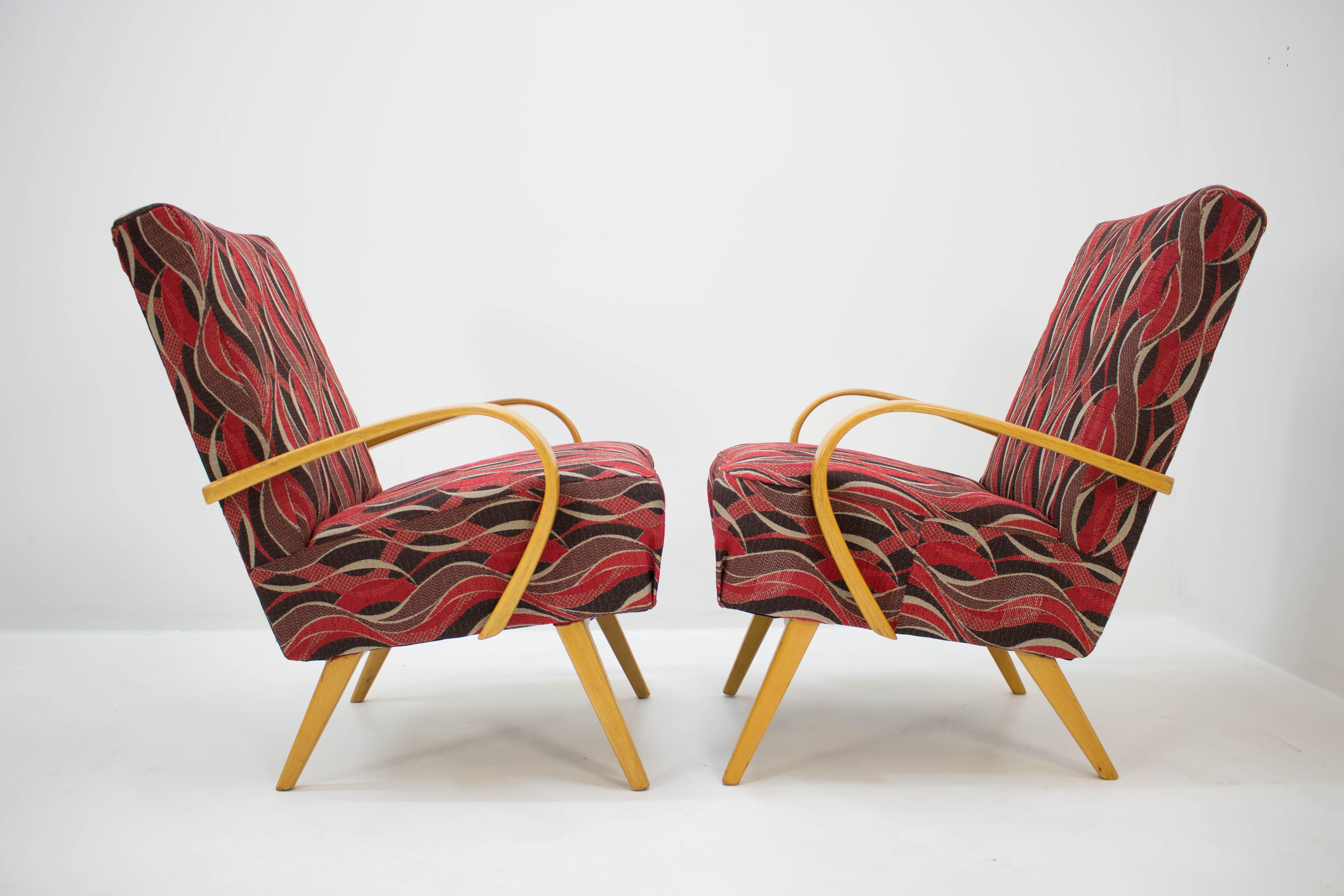 Czech Set of Two Armchairs by Jaroslav Smidek for TON, 1960s For Sale