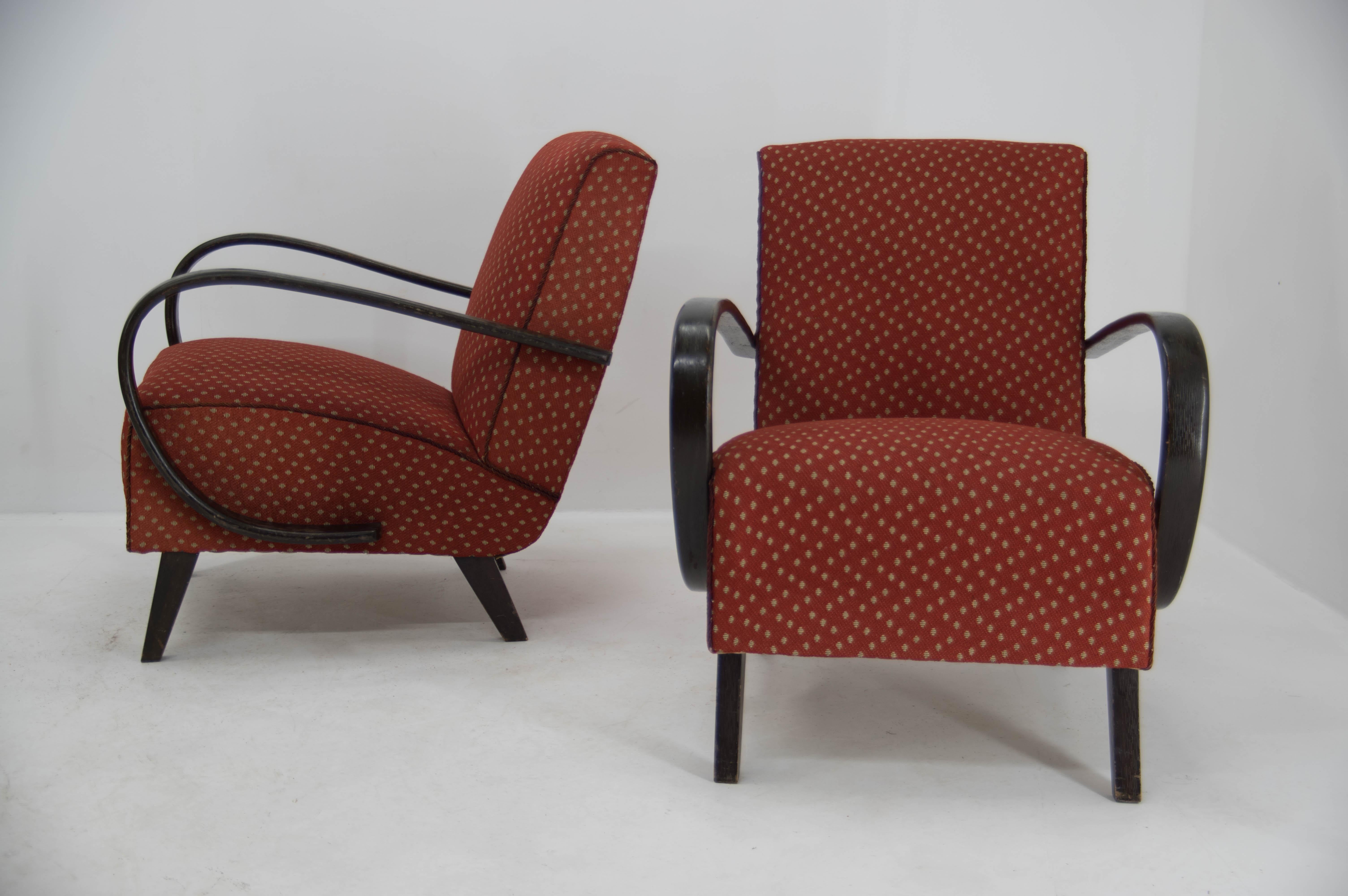 Mid-20th Century Set of Two Armchairs by Jindrich Halabala, 1940s