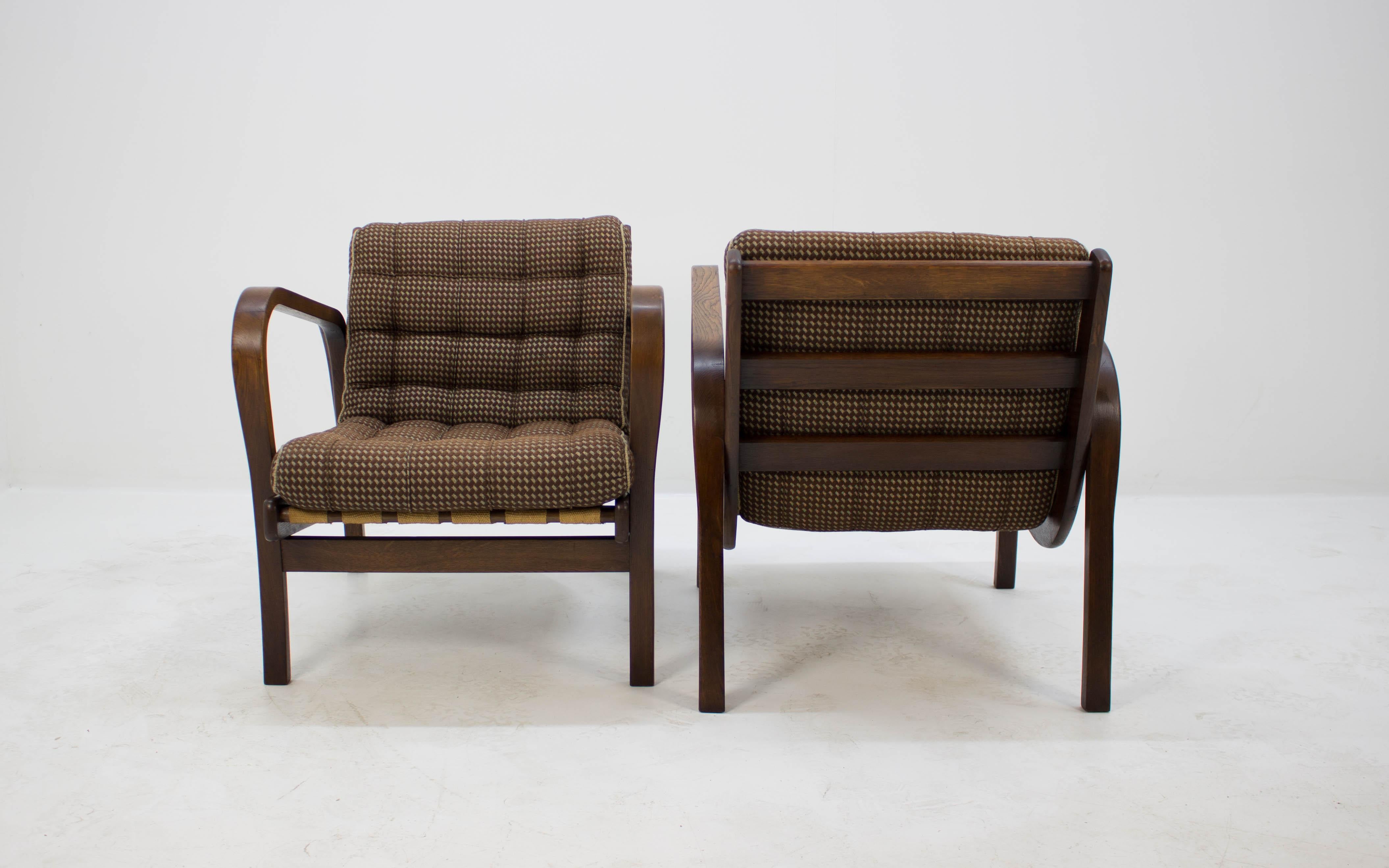 Mid-Century Modern Set of Two Armchairs by Karel Kozelka and Antonin Kropacek, 1940s