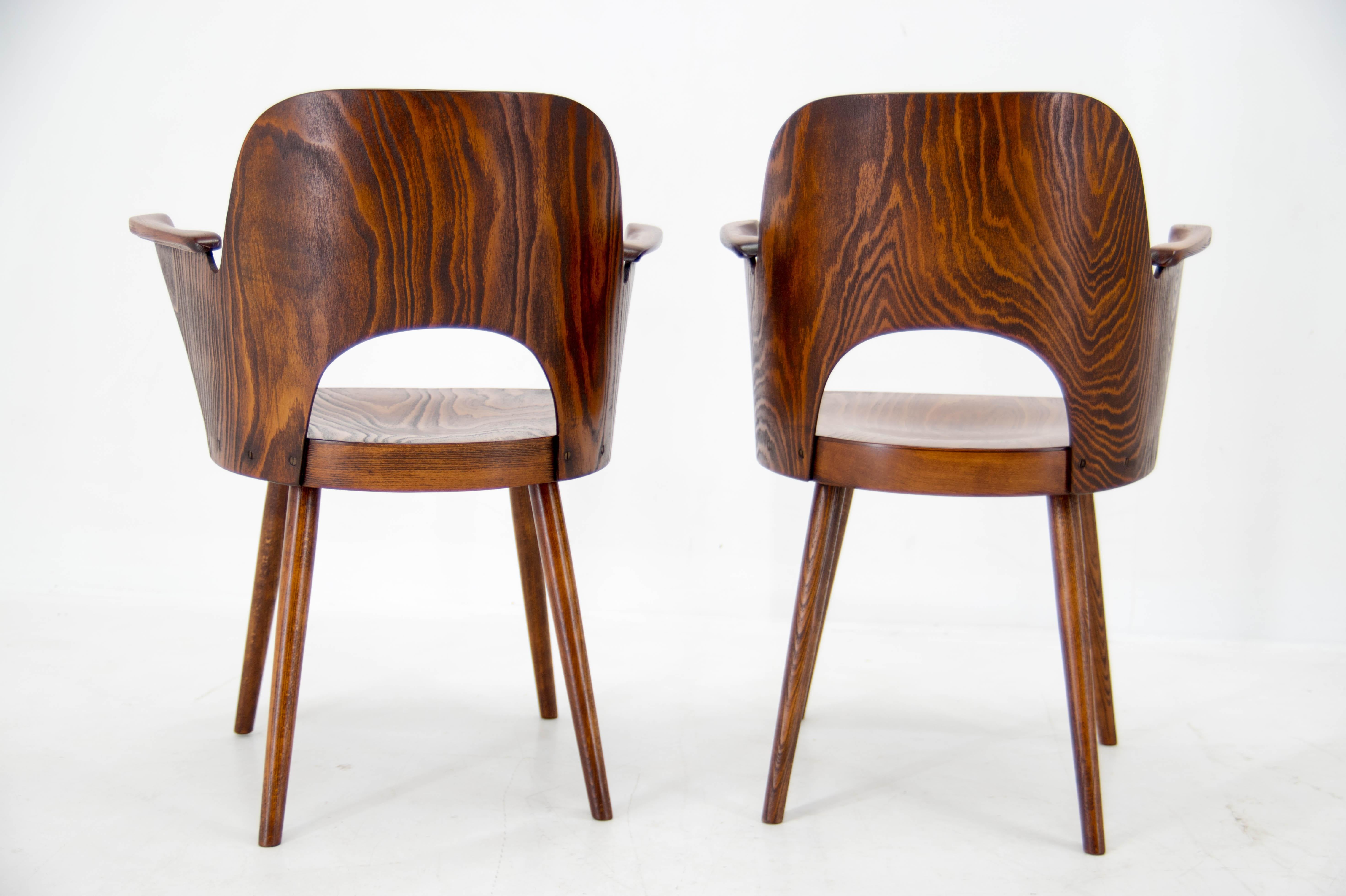 Czech Set of Two Armchairs by Oswald Haerdtl, 1950s