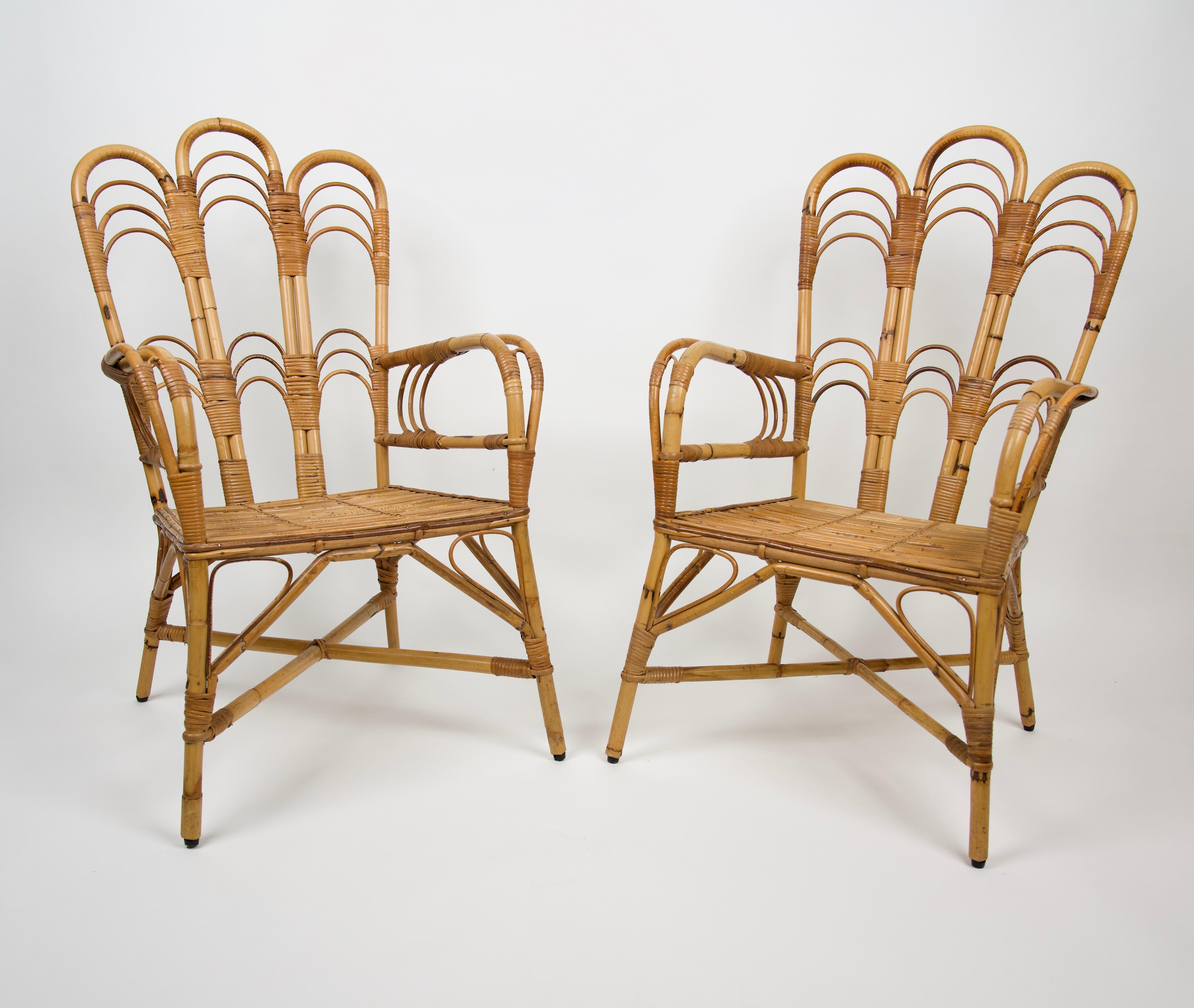Set of Two Armchairs & Coffee Table Rattan and Bamboo Italy 1960s In Good Condition In Rome, IT
