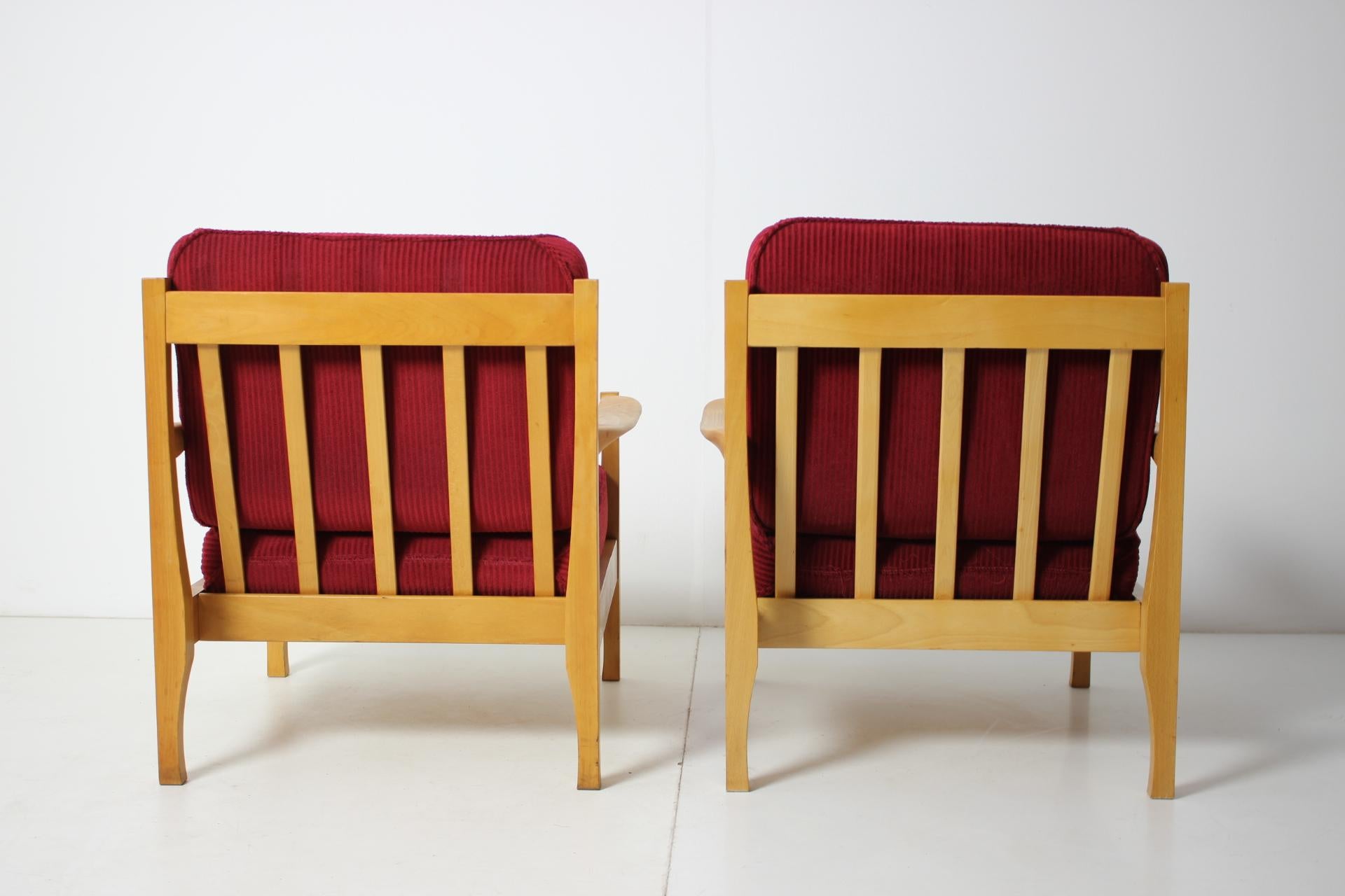 Set aus zwei Sesseln, Tschechoslowakei, 1970er Jahre (Tschechisch) im Angebot