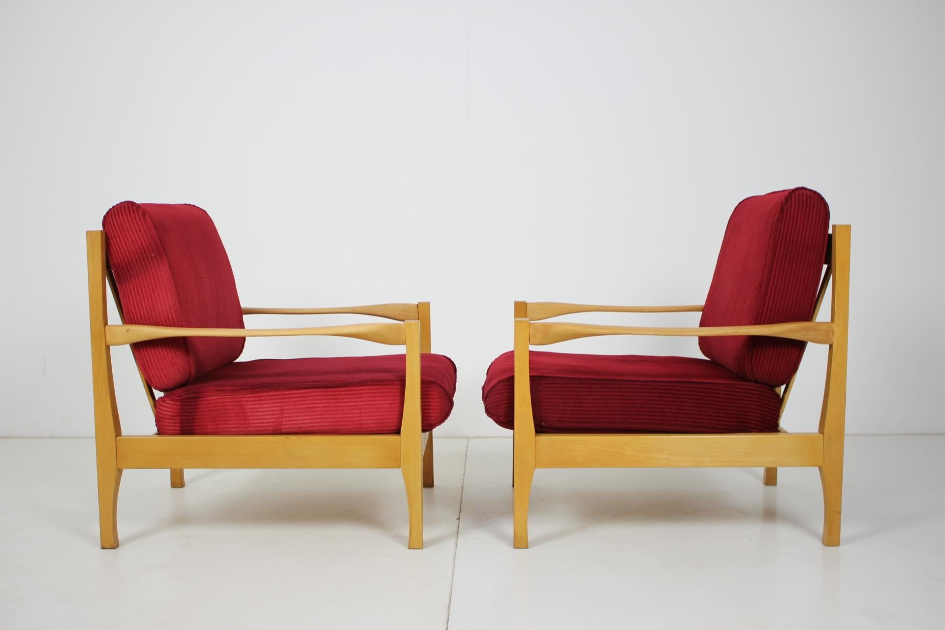 Set di due poltrone, Cecoslovacchia, anni '70 in vendita 1