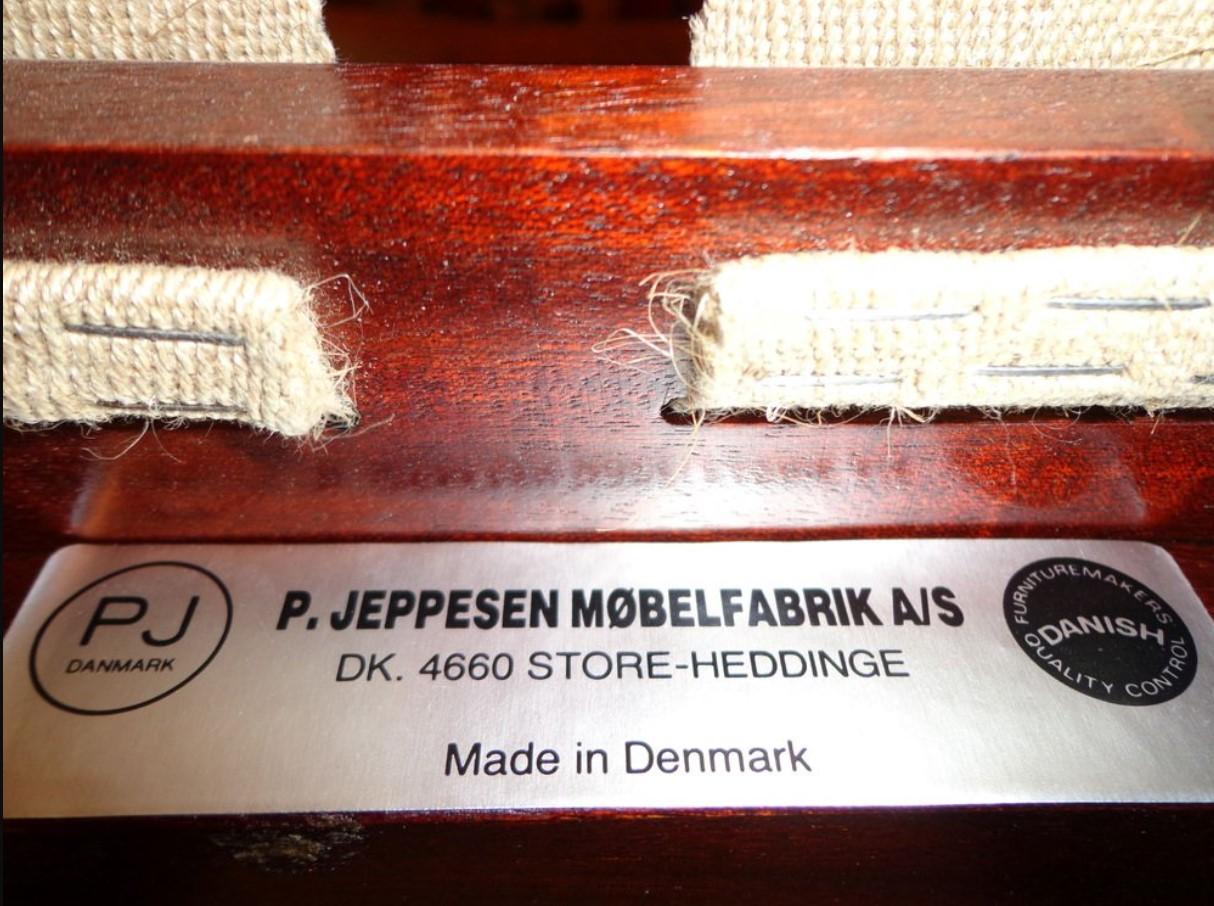 Ensemble de deux fauteuils d'Ole Wanscher en acajou, rotin et cuir Danemark années 60 en vente 4