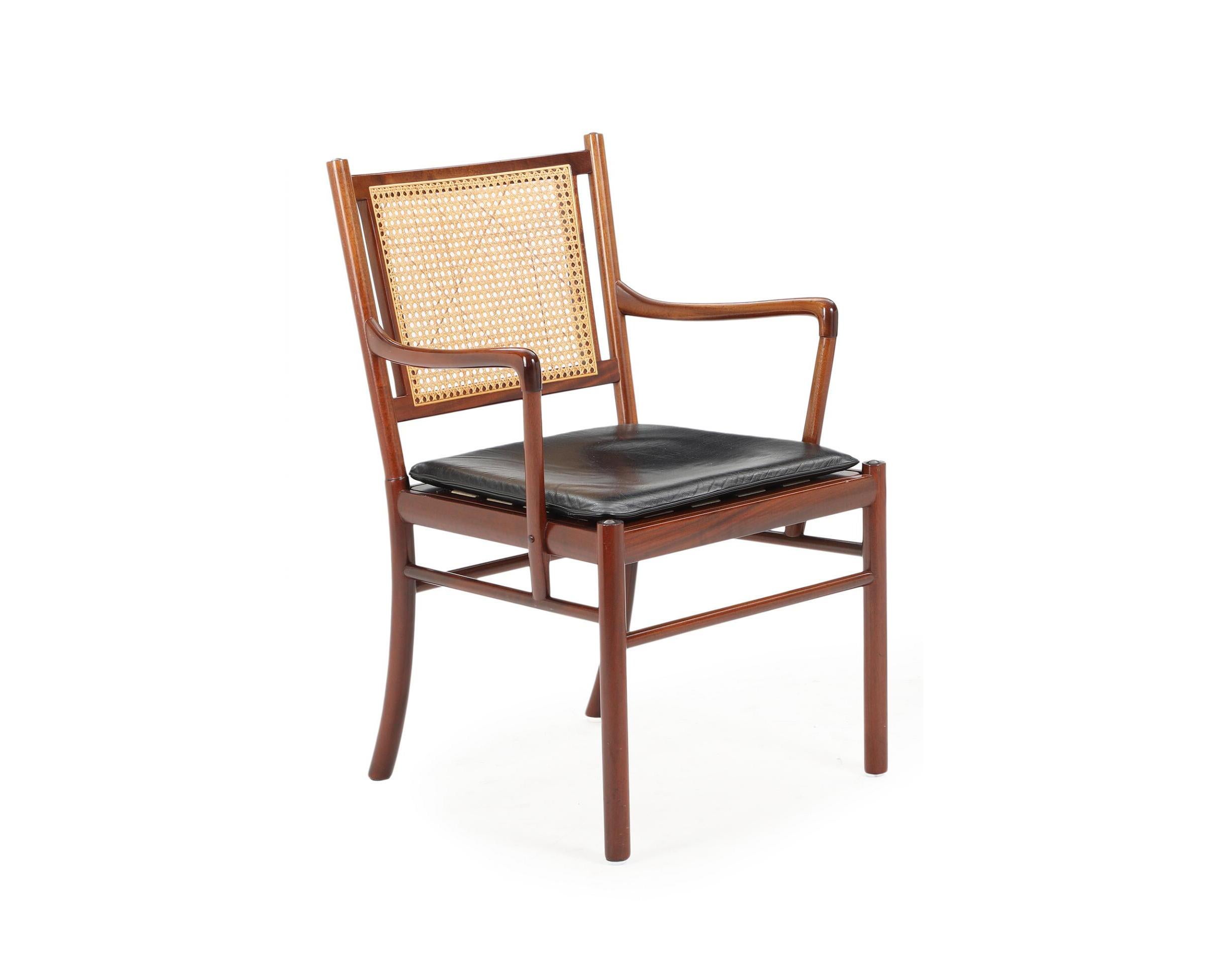 Set aus zwei Sesseln von Ole Wanscher aus Mahagoni, Rohr und Leder, Dänemark 60er Jahre im Zustand „Gut“ im Angebot in WIJCKEL, NL