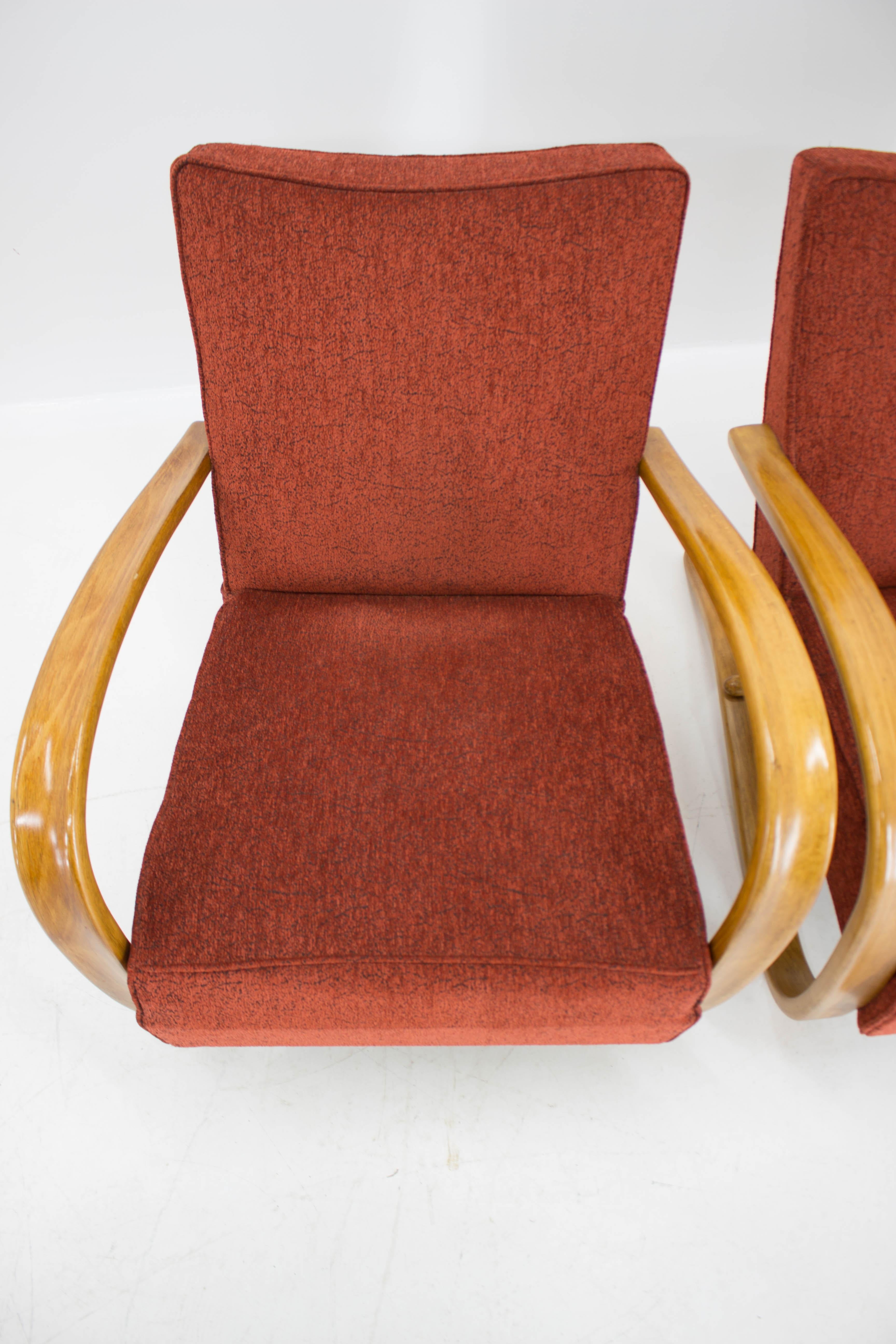 Set of Two Armchairs H269 by Jindrich Halabala, 1940s 3