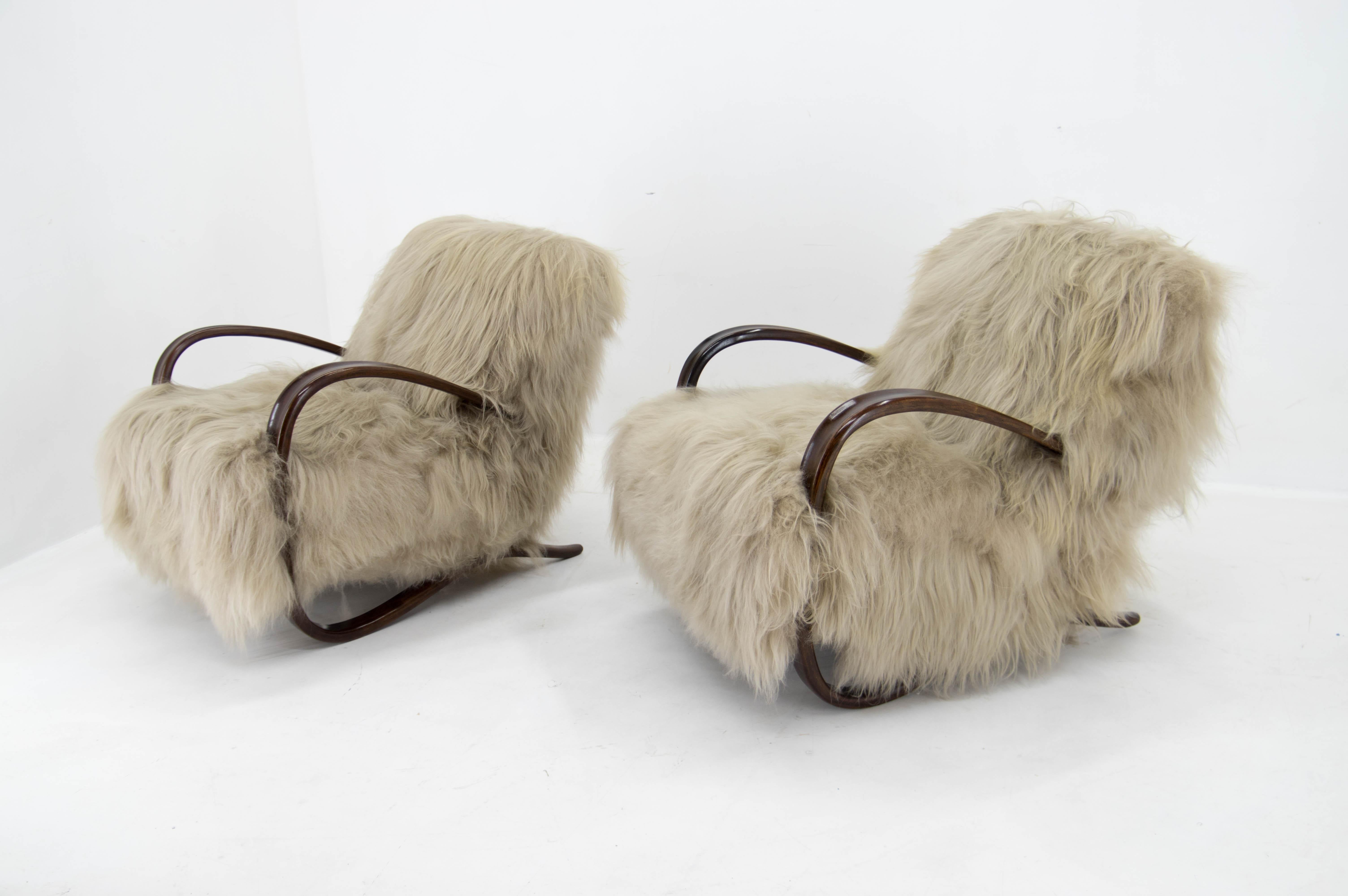 Art Deco Set of Two Armchairs H 269 in Sheepskin, 1940s