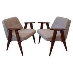 Retro Set of Two Armchairs in Beige Linen, Model 366, by Józef Chierowski, 1960s