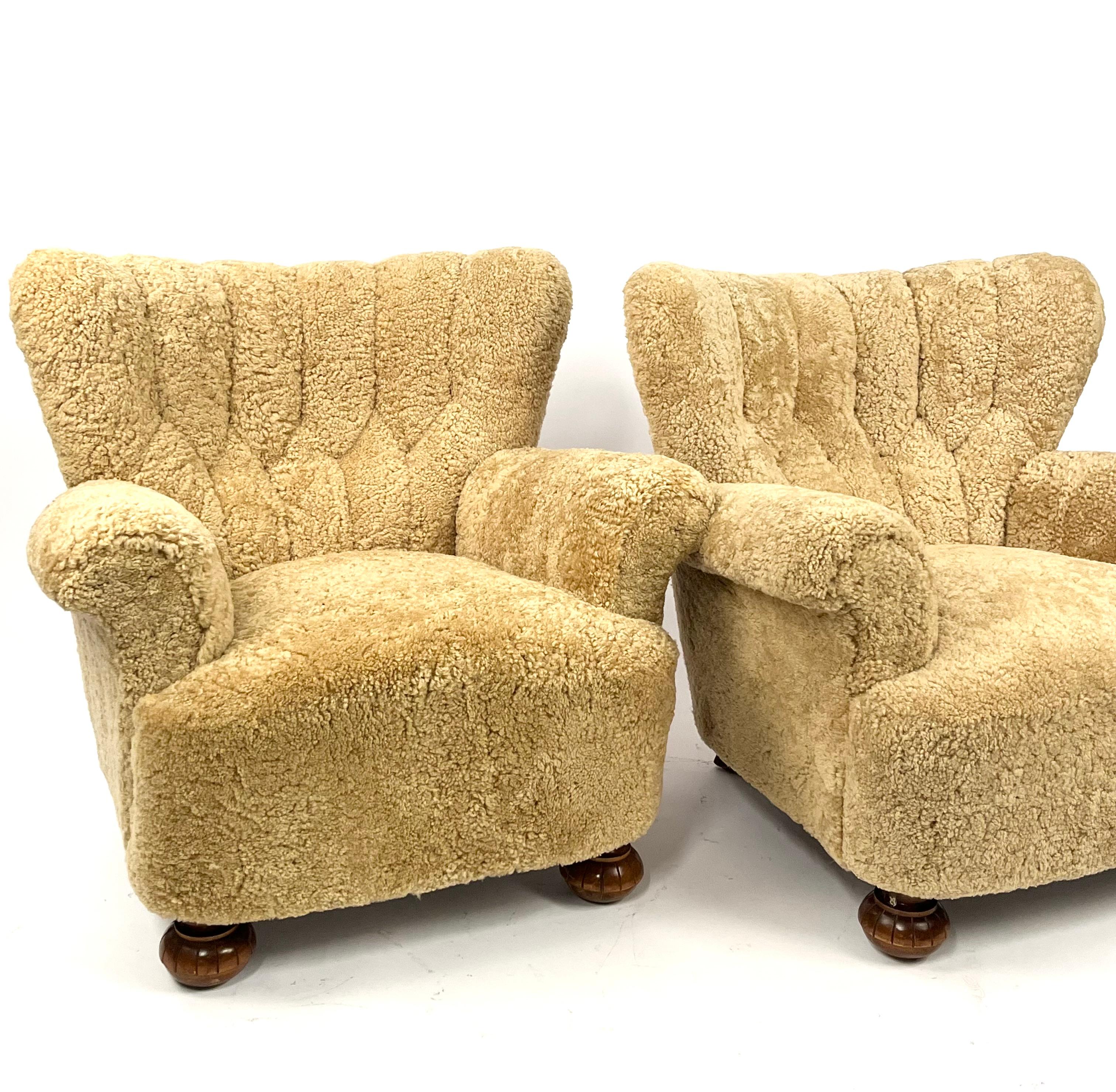 Set of two Armchairs in Shearling. Sweden 1930s For Sale 7