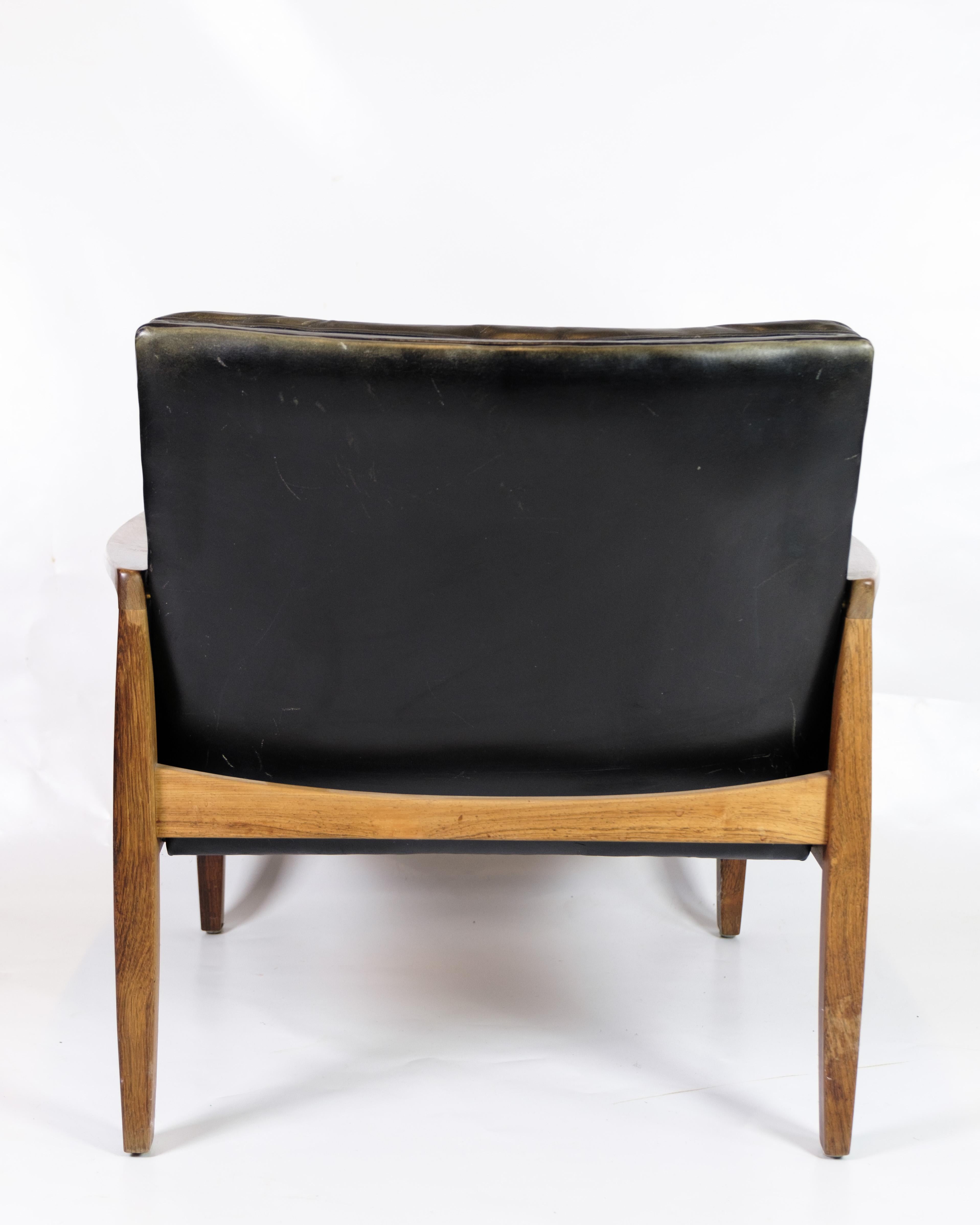 Set Of Two Armchairs Made In Rosewood & Black Leather By Hans Olsen From 1960s 4