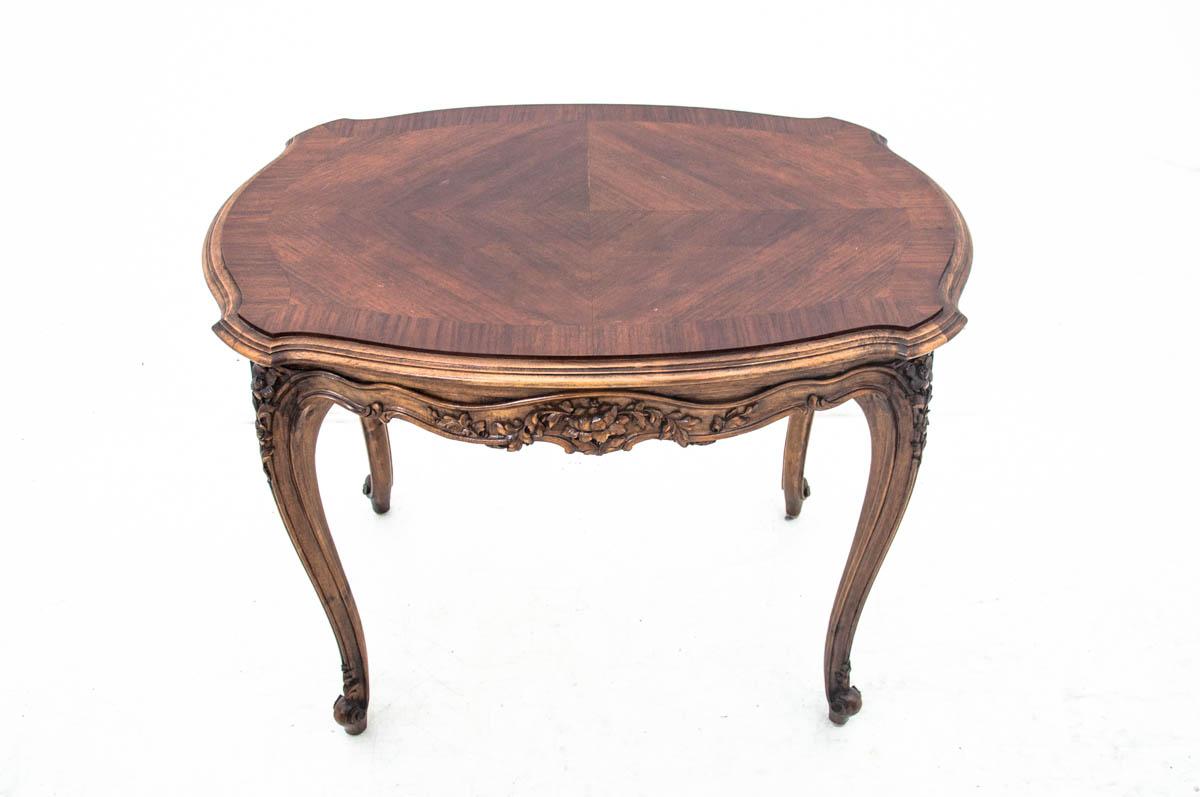 Set of Two Armchairs and Table, France, circa 1920 1