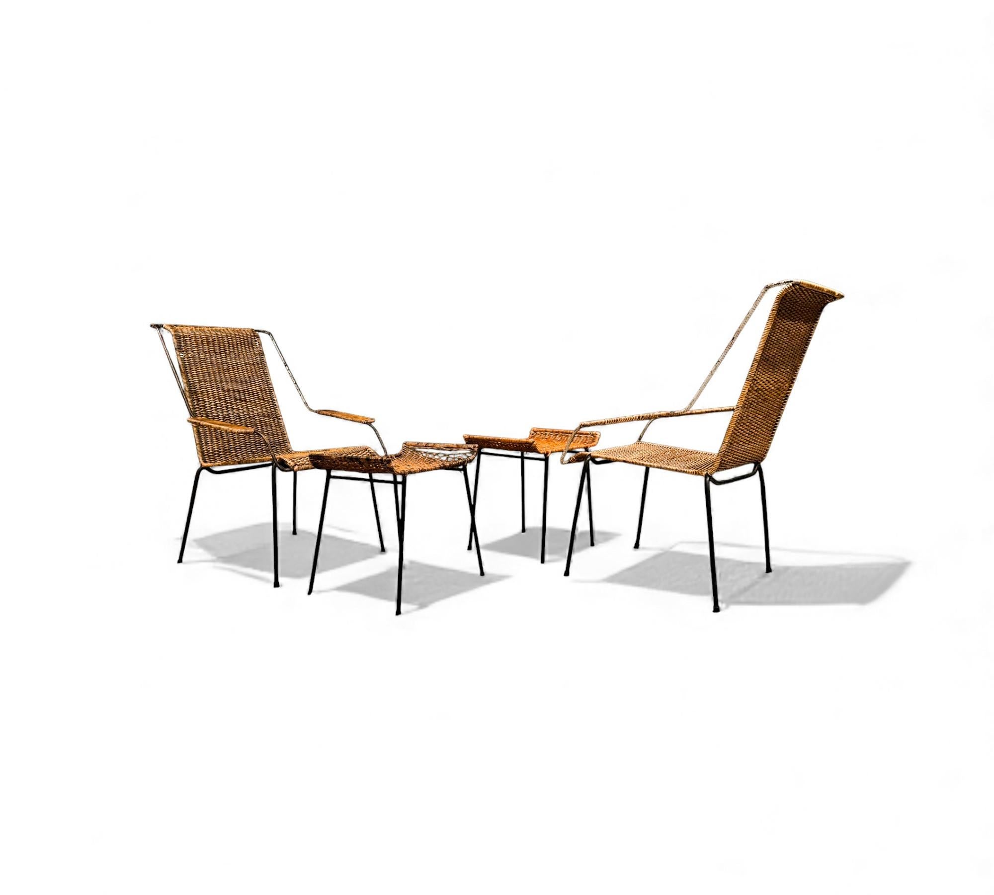 Mid-Century Modern Set of Two Armchairs with Stools in Cane & Iron, Carlo Hauner, 1950s en vente