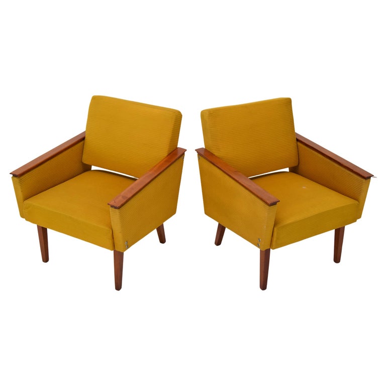Set of two Armchairs, Czechoslovakia, For Sale at 1stDibs