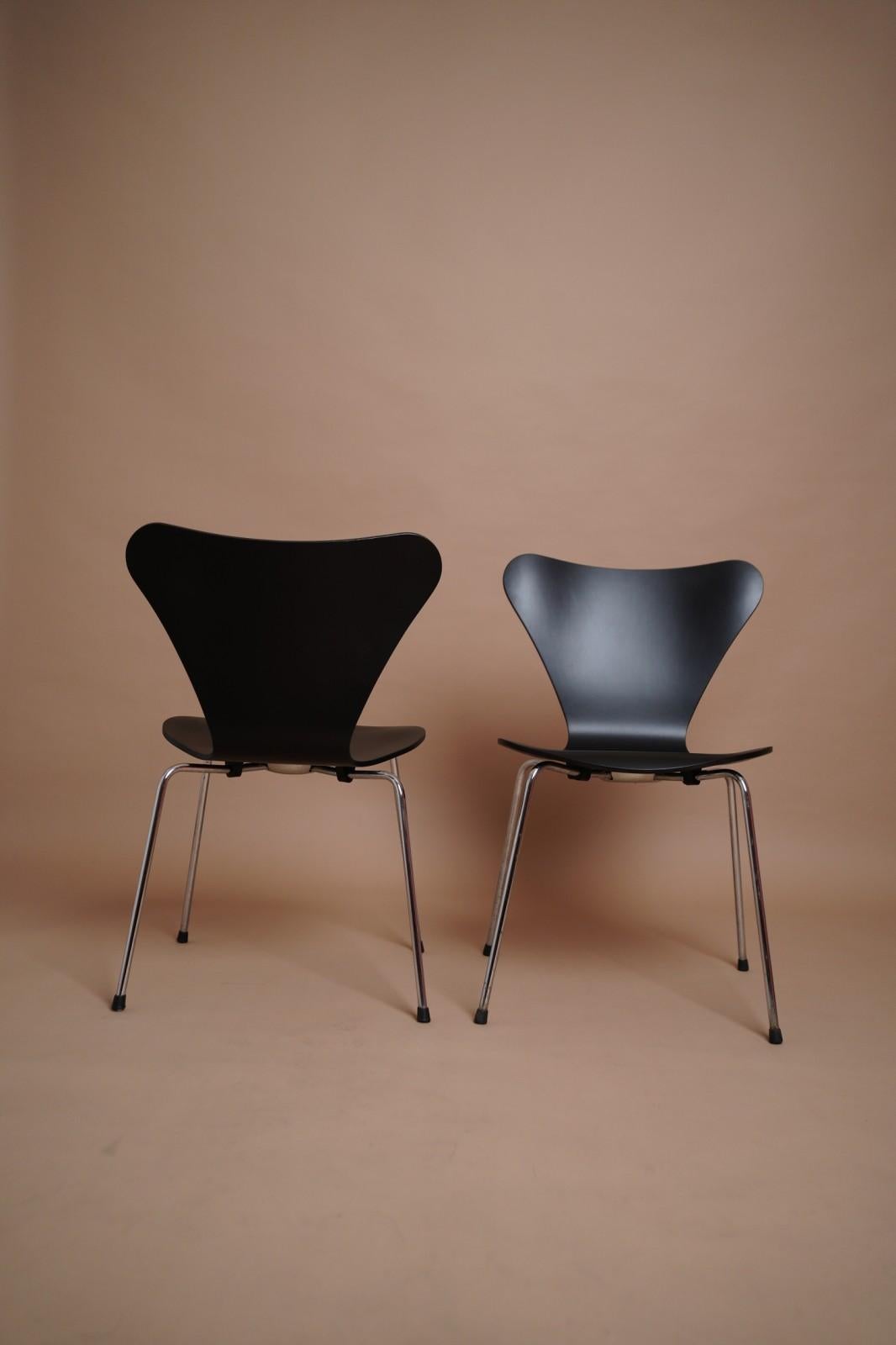 Arne Jacobsen Chair Series 7 for Fritz Hansen 1960s