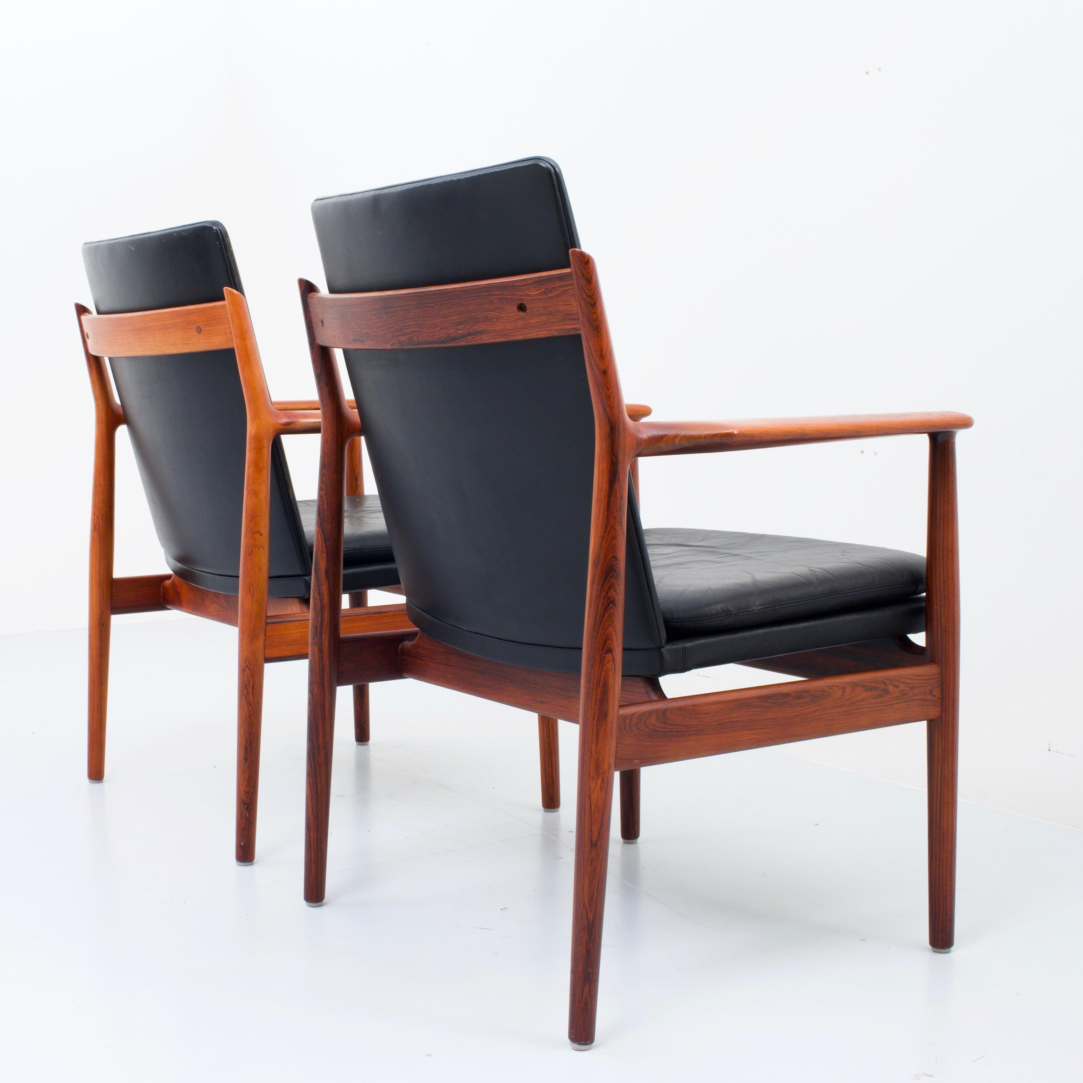 Set of Two Arne Vodder Armchairs in Wood and Leather, Denmark, 1960 In Good Condition In Amsterdam, NL
