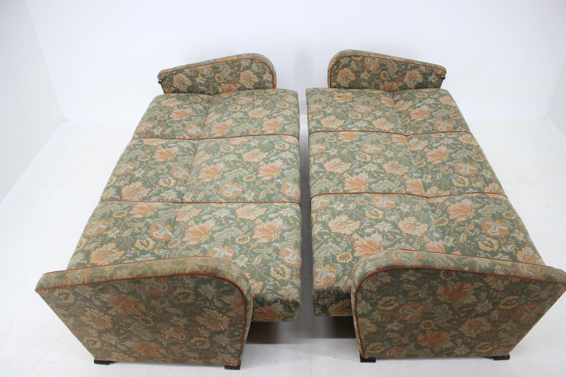 Set of Two Art Deco 3-Seat Sofa Designed by Jindřich Halabala, 1930s In Good Condition In Praha, CZ