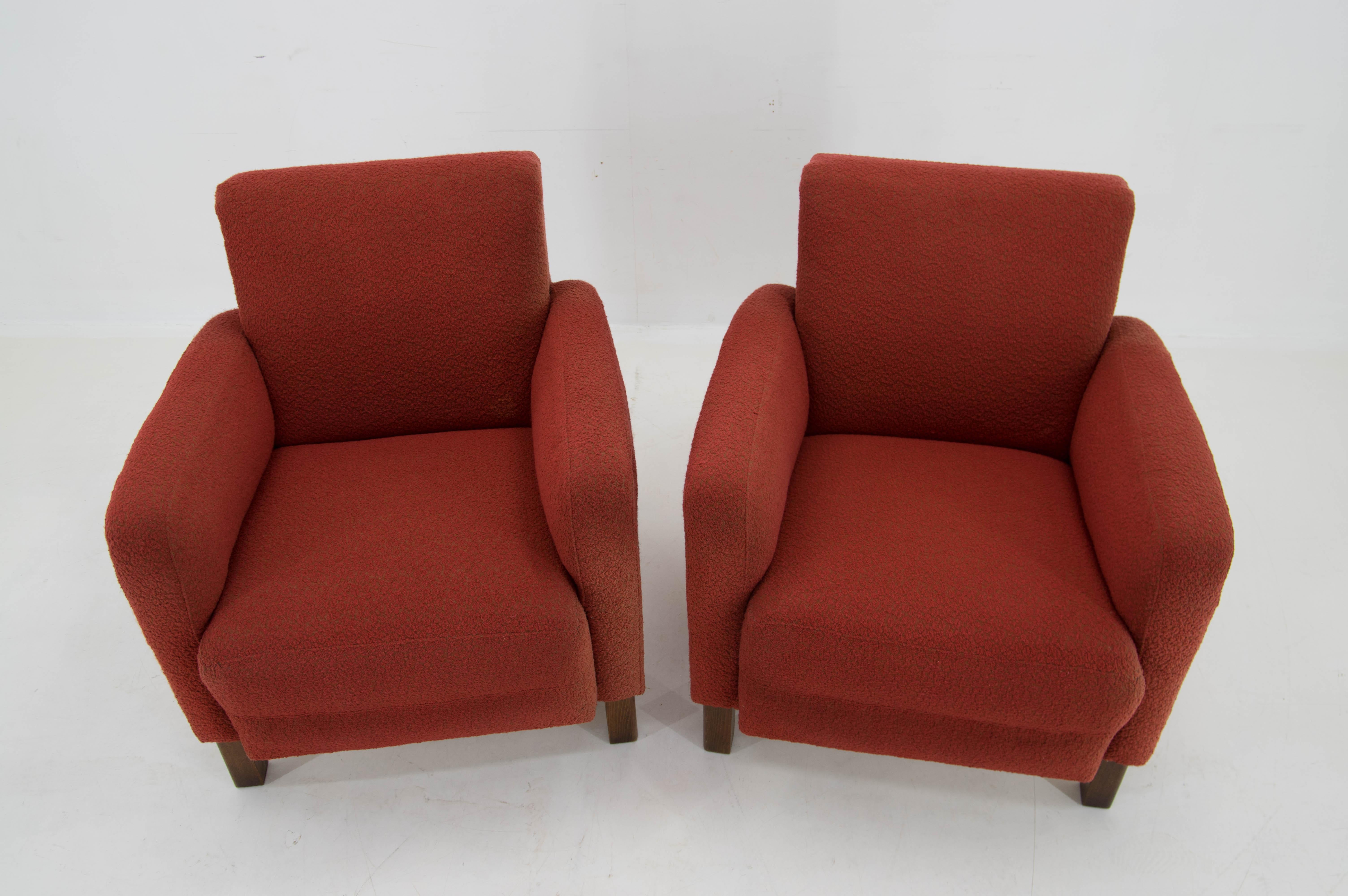 Mid-20th Century Set of Two Art Deco Armchairs Attributed to Halabala, 1930s For Sale