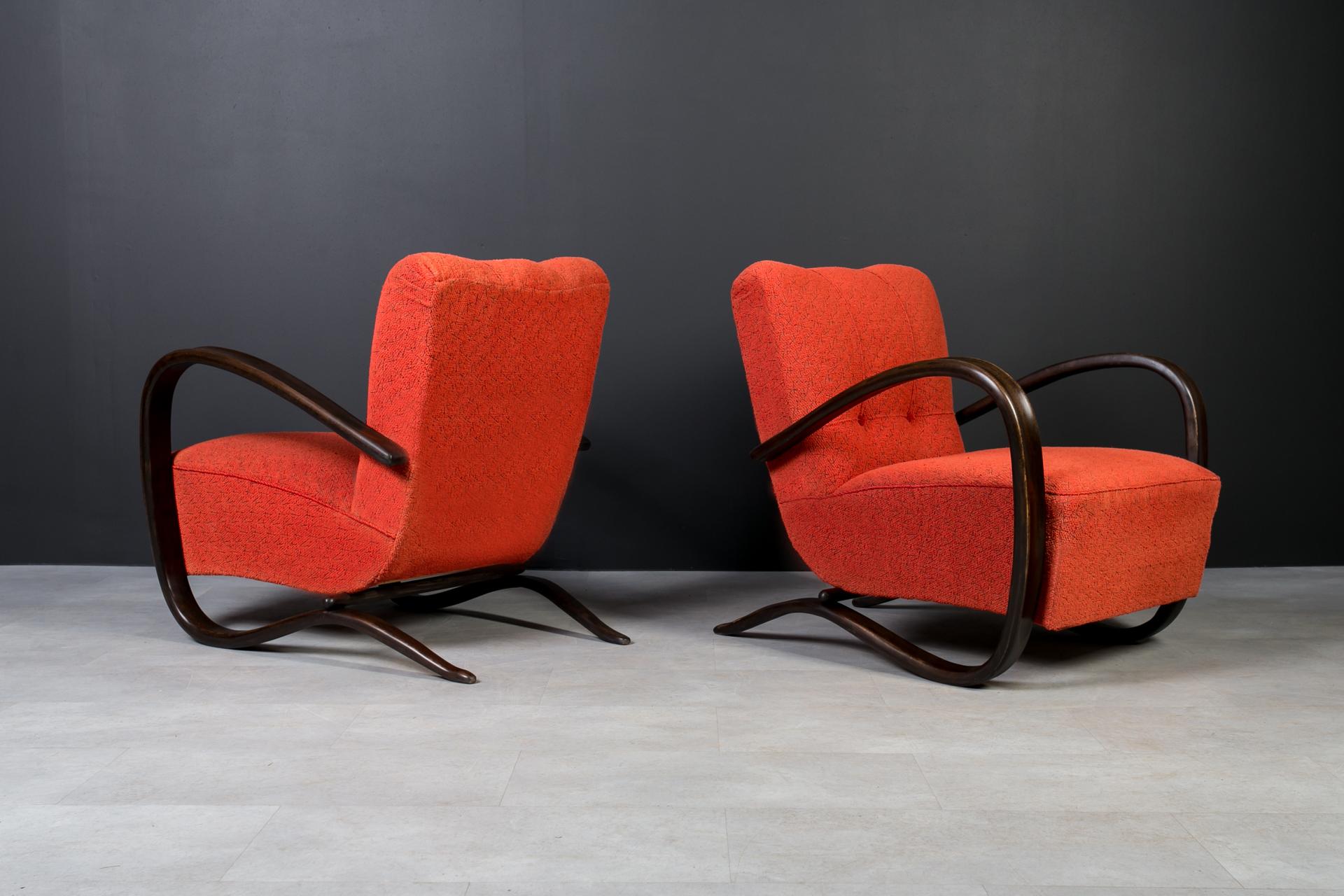 Lucidato Set di due poltrone Art Deco di J. Halabala, modello H269, anni '30 in vendita