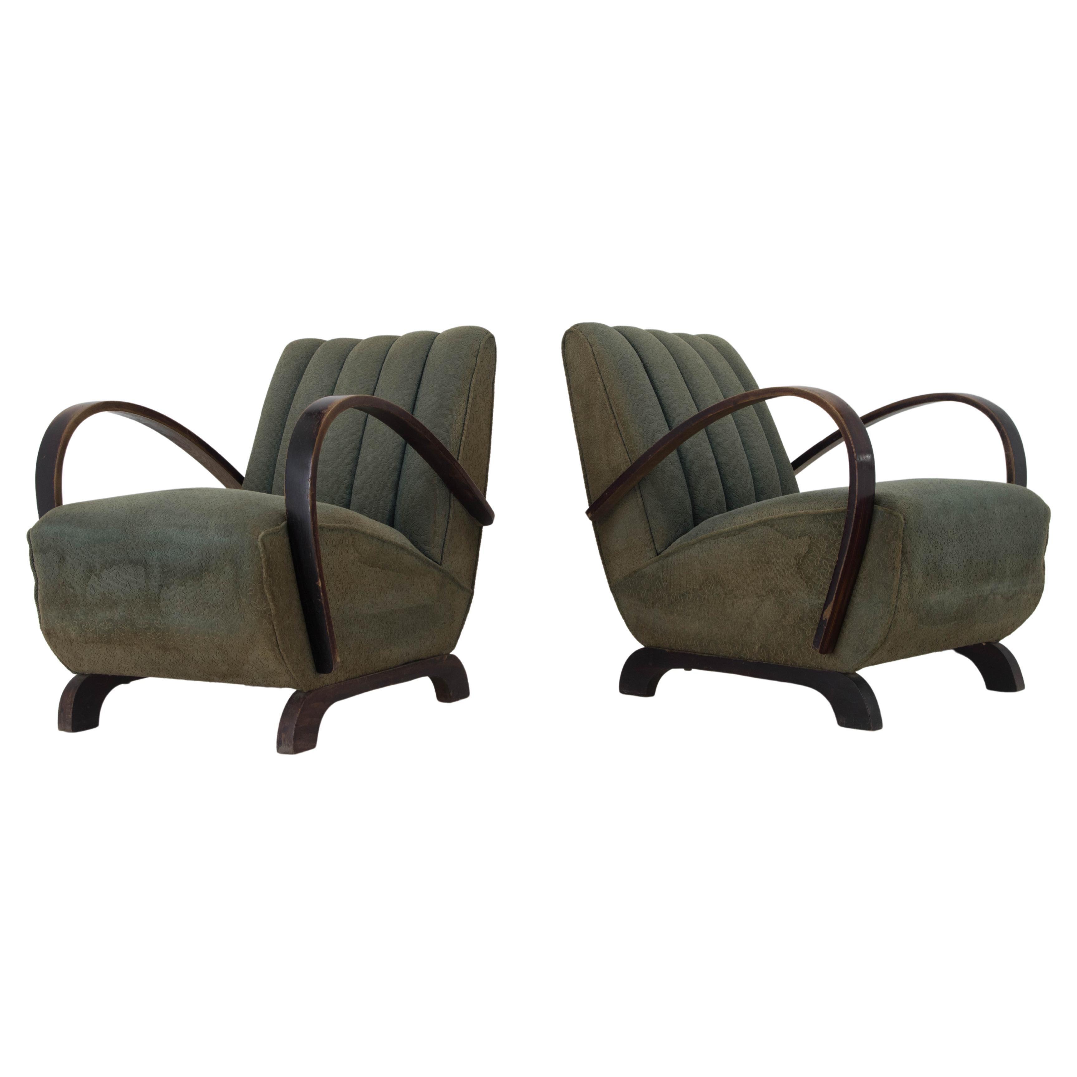 Set of Two Art Deco Armchairs by Jindrich Halabala, 1940s For Sale