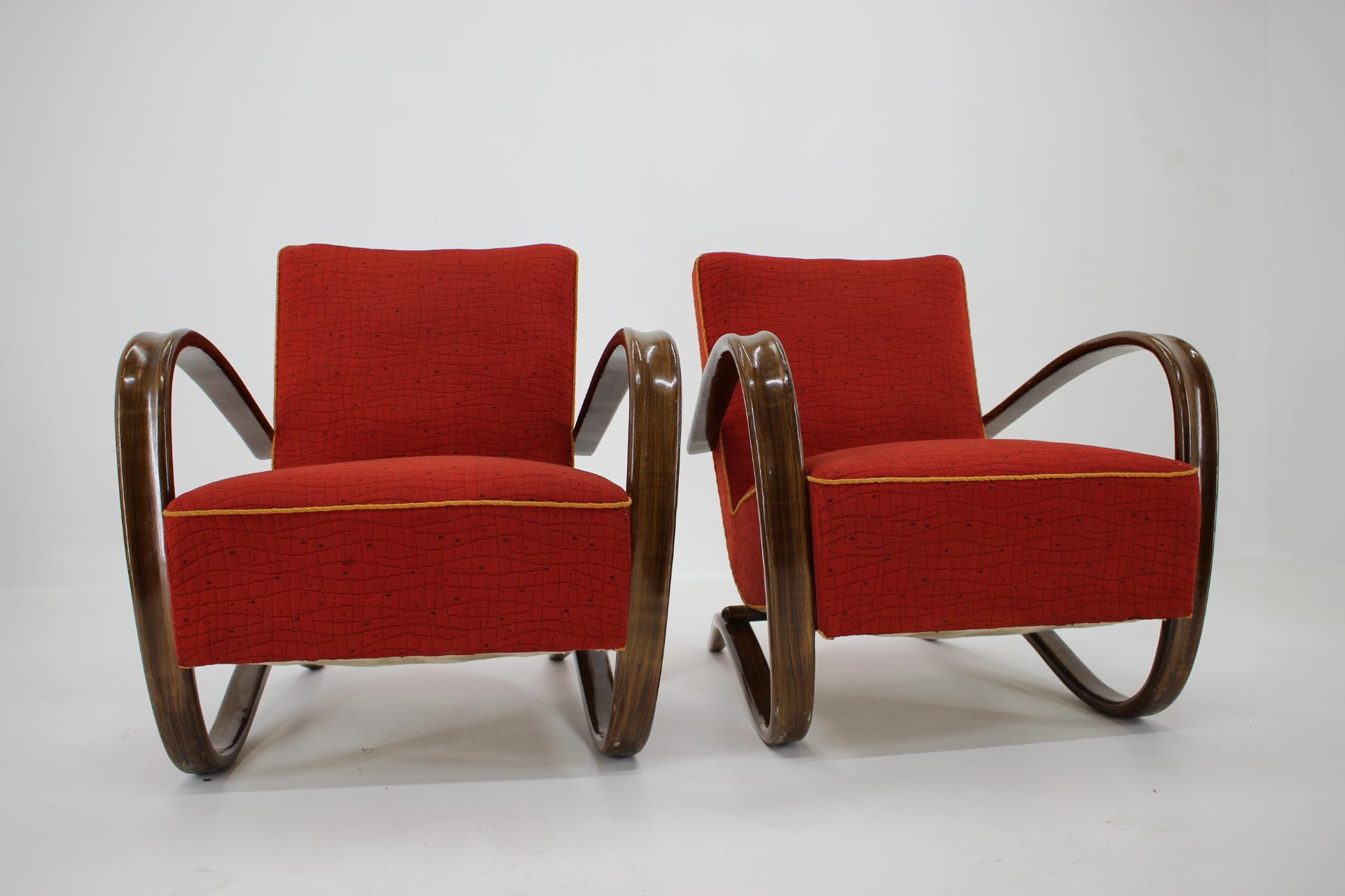 Set of Two Art Deco Armchairs H-269 by Jindřich Halabala, 1930s In Good Condition In Praha, CZ