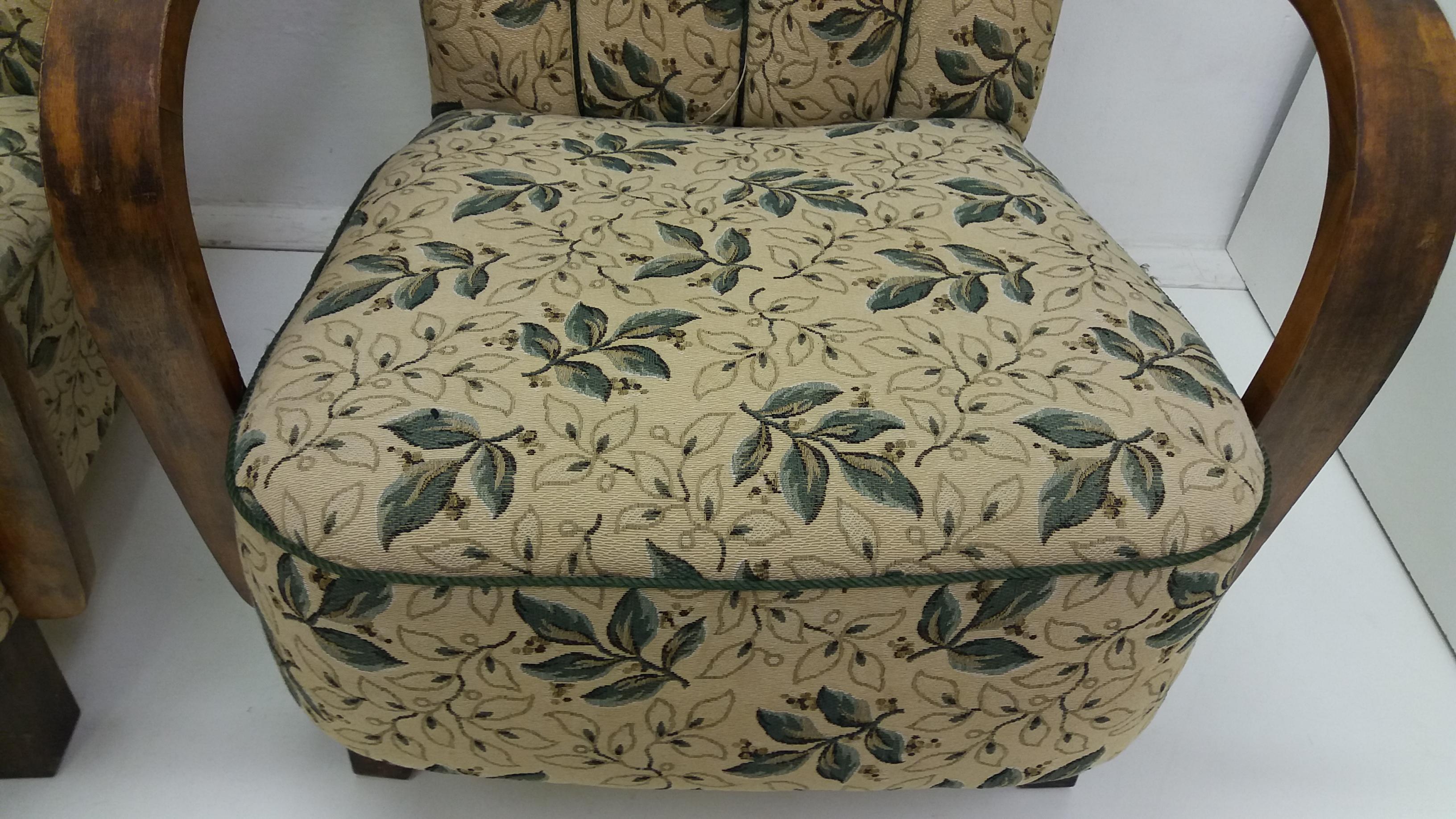 Juego de dos sillones Art Decó con reposapiés, 1935 en Bueno estado para la venta en Praha, CZ