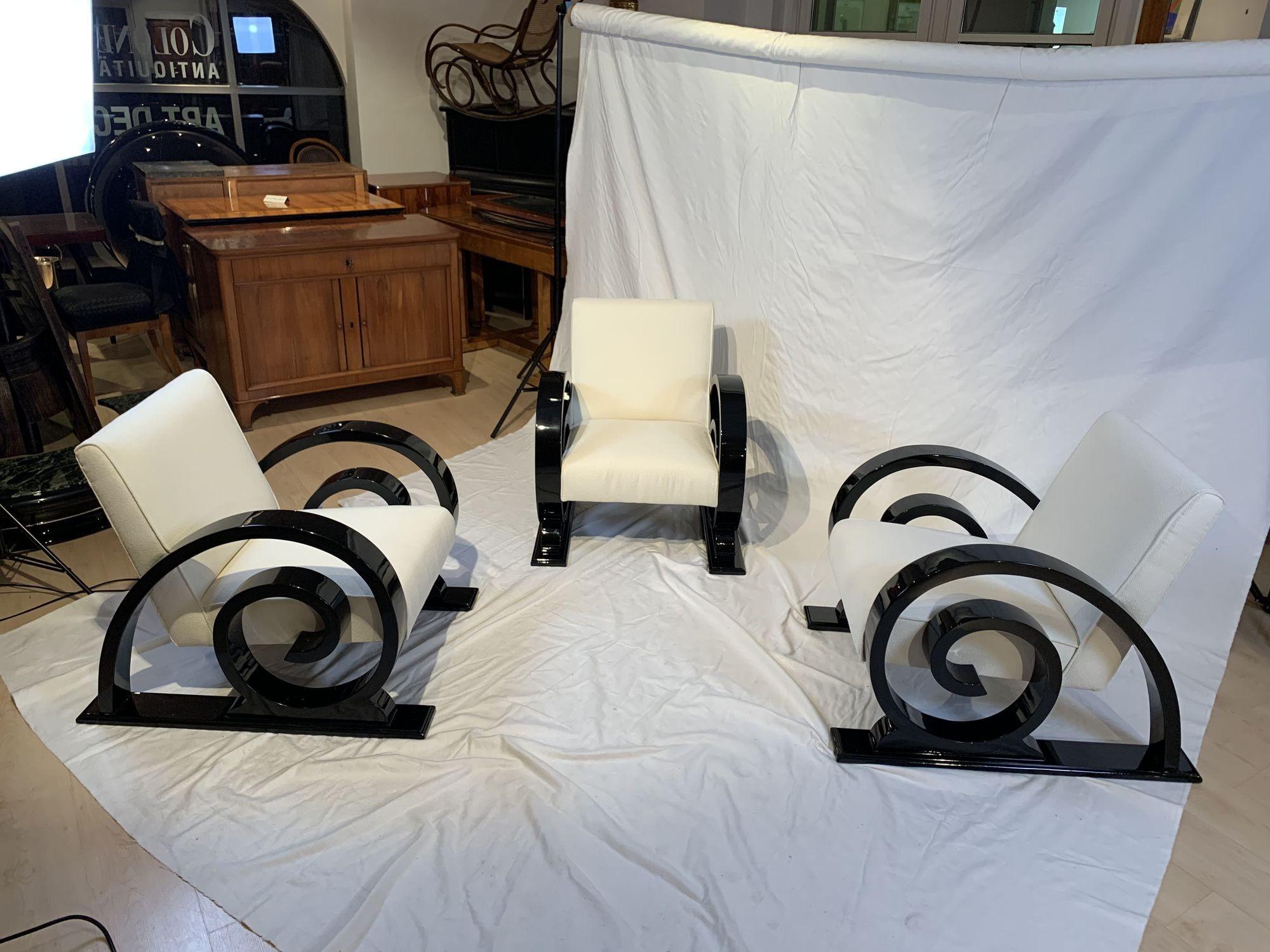 Set of Two Art Deco Club Chairs, Black Lacquer, Creme Fabric France circa 1930 2