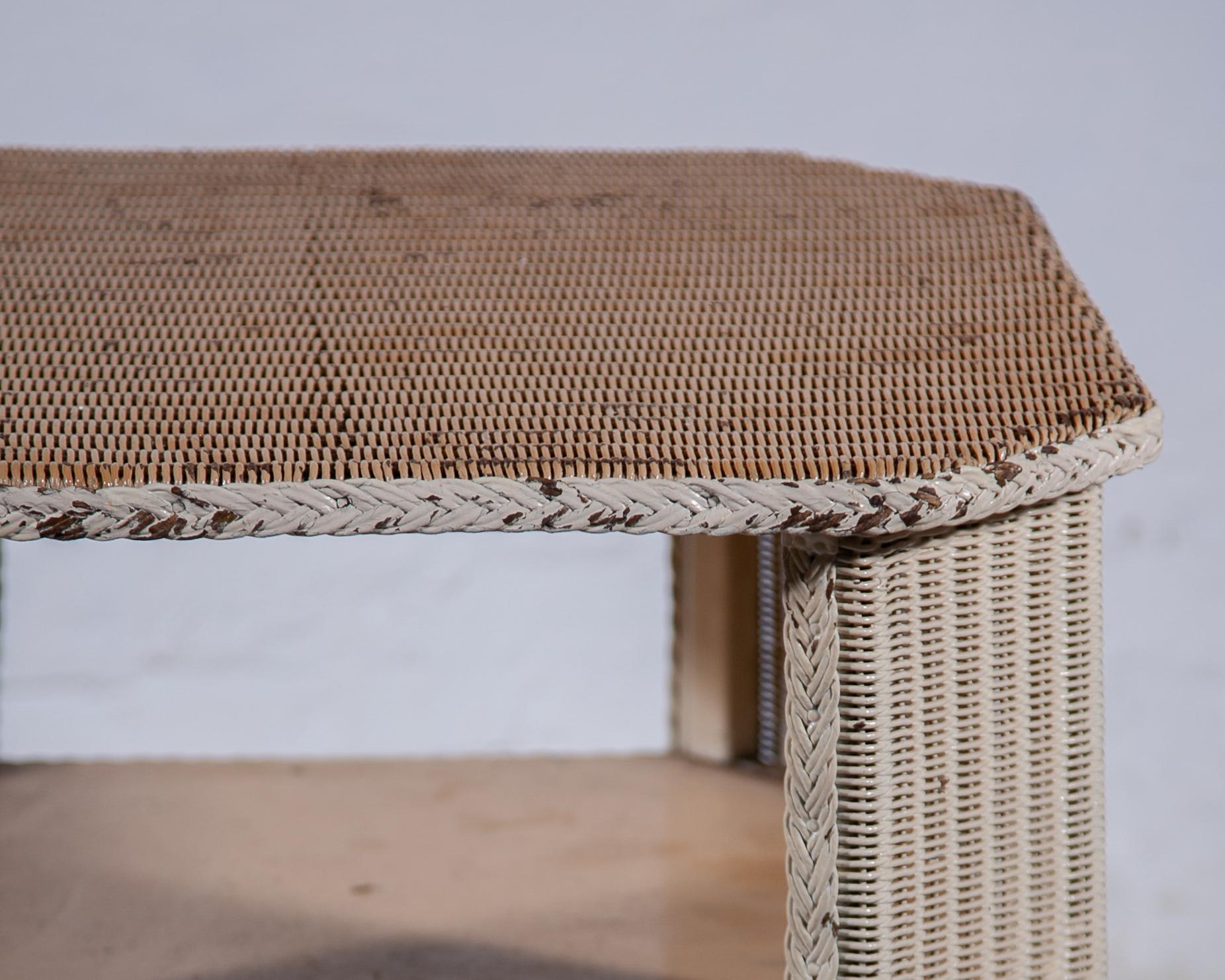 Set of Two Art Deco Lloyd Loom Tables in Wicker and Wood For Sale 10